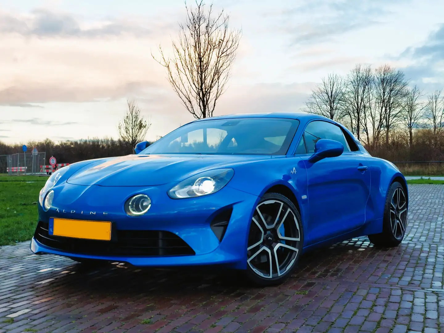 Alpine A110 1.8 T Premiere Edition Albastru - 2