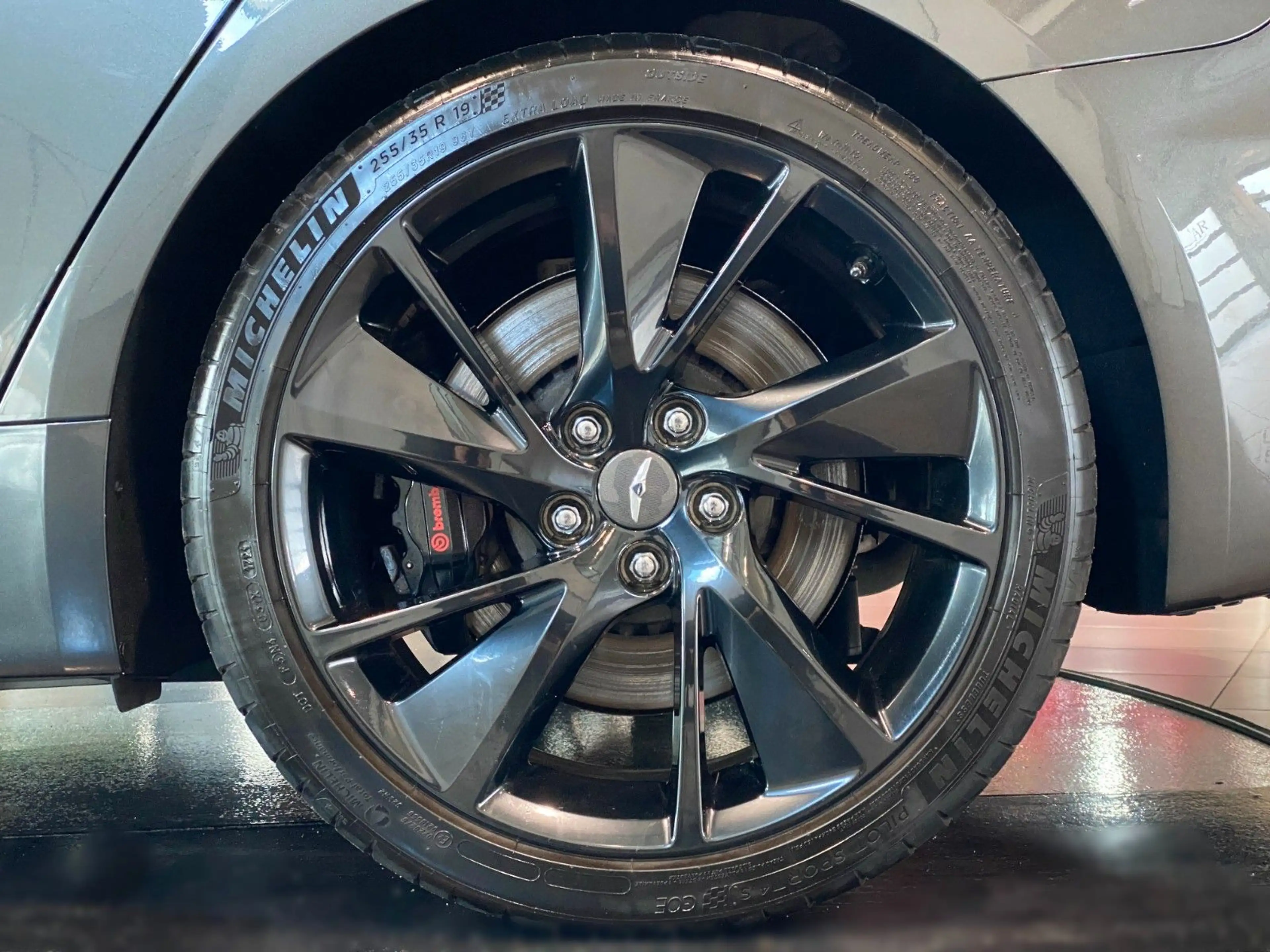 Genesis G70 Shooting Brake 2.0 T-GDI Sport 4WD Sbel HUD — photo 7