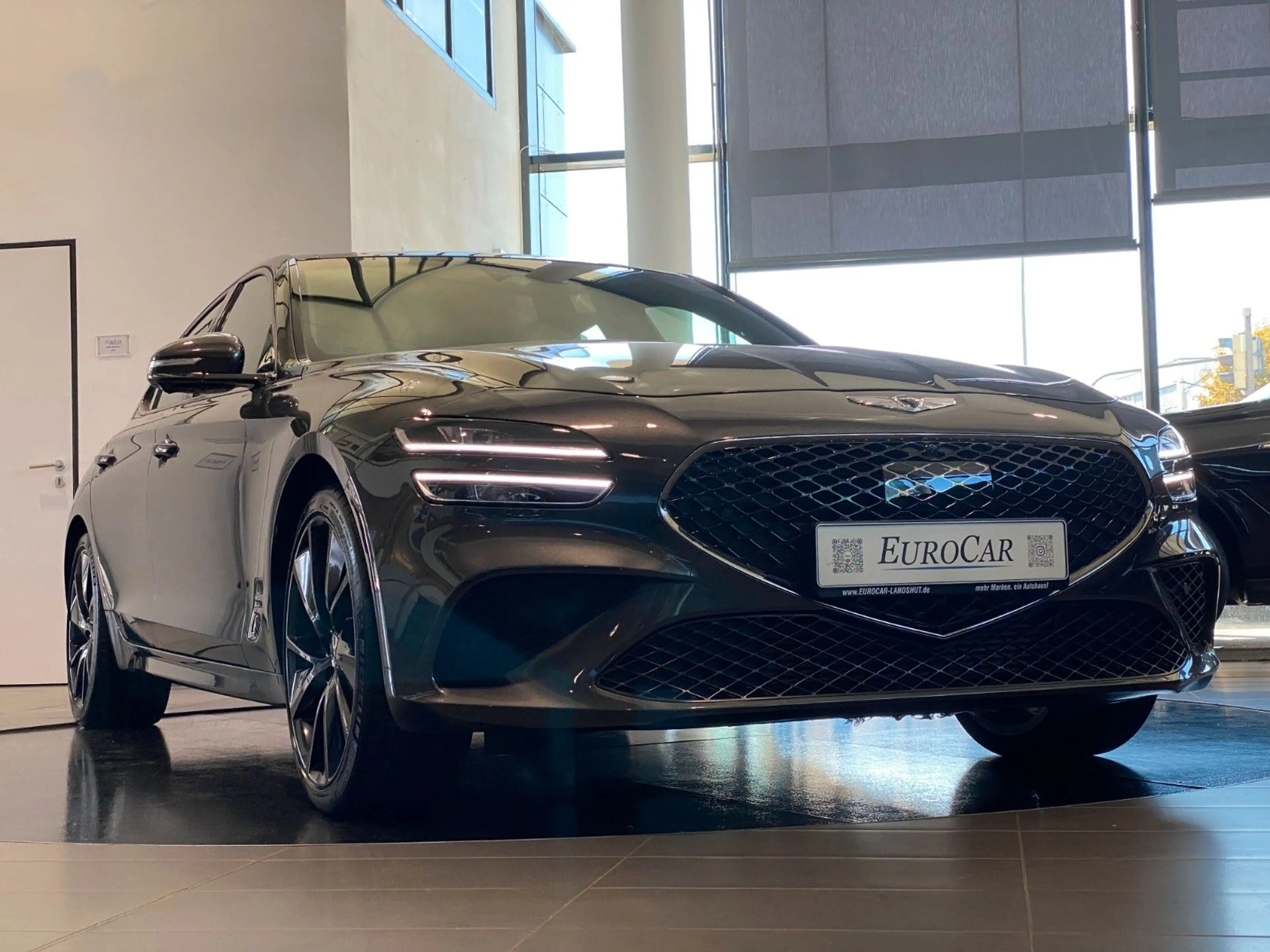 Genesis G70 Shooting Brake 2.0 T-GDI Sport 4WD Sbel HUD — photo 3