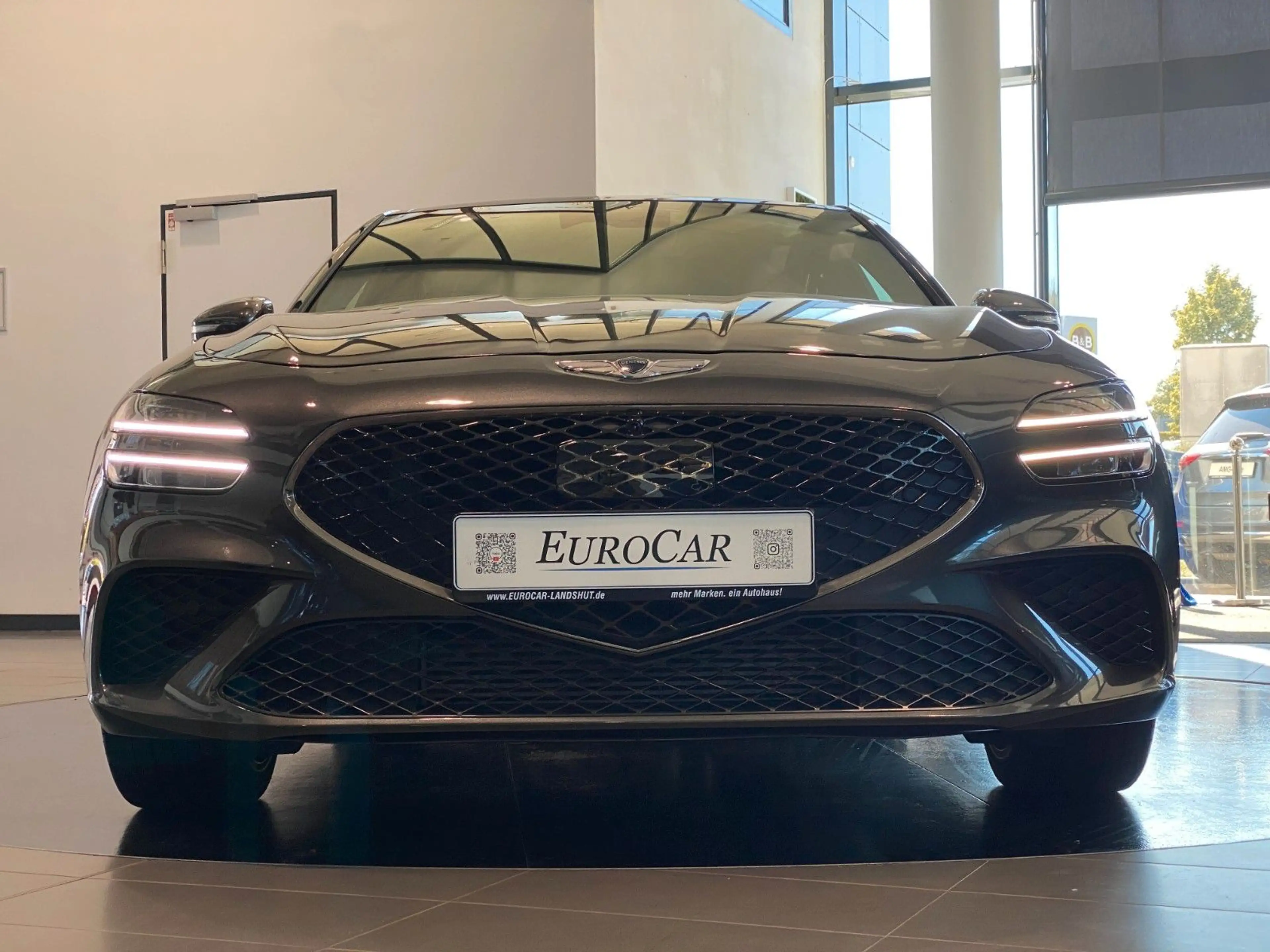 Genesis G70 Shooting Brake 2.0 T-GDI Sport 4WD Sbel HUD — photo 4