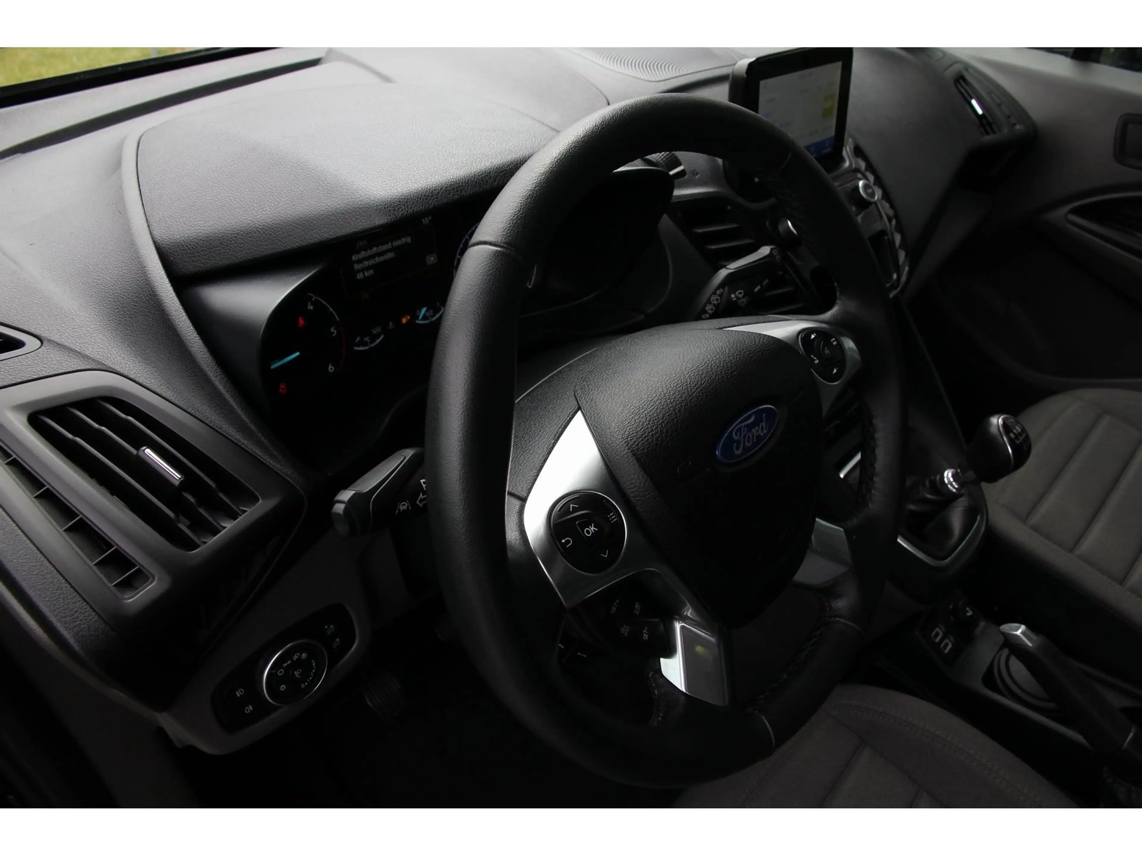 Ford Grand Tourneo Connect Titanium Pano 7-S. AHK — photo 13