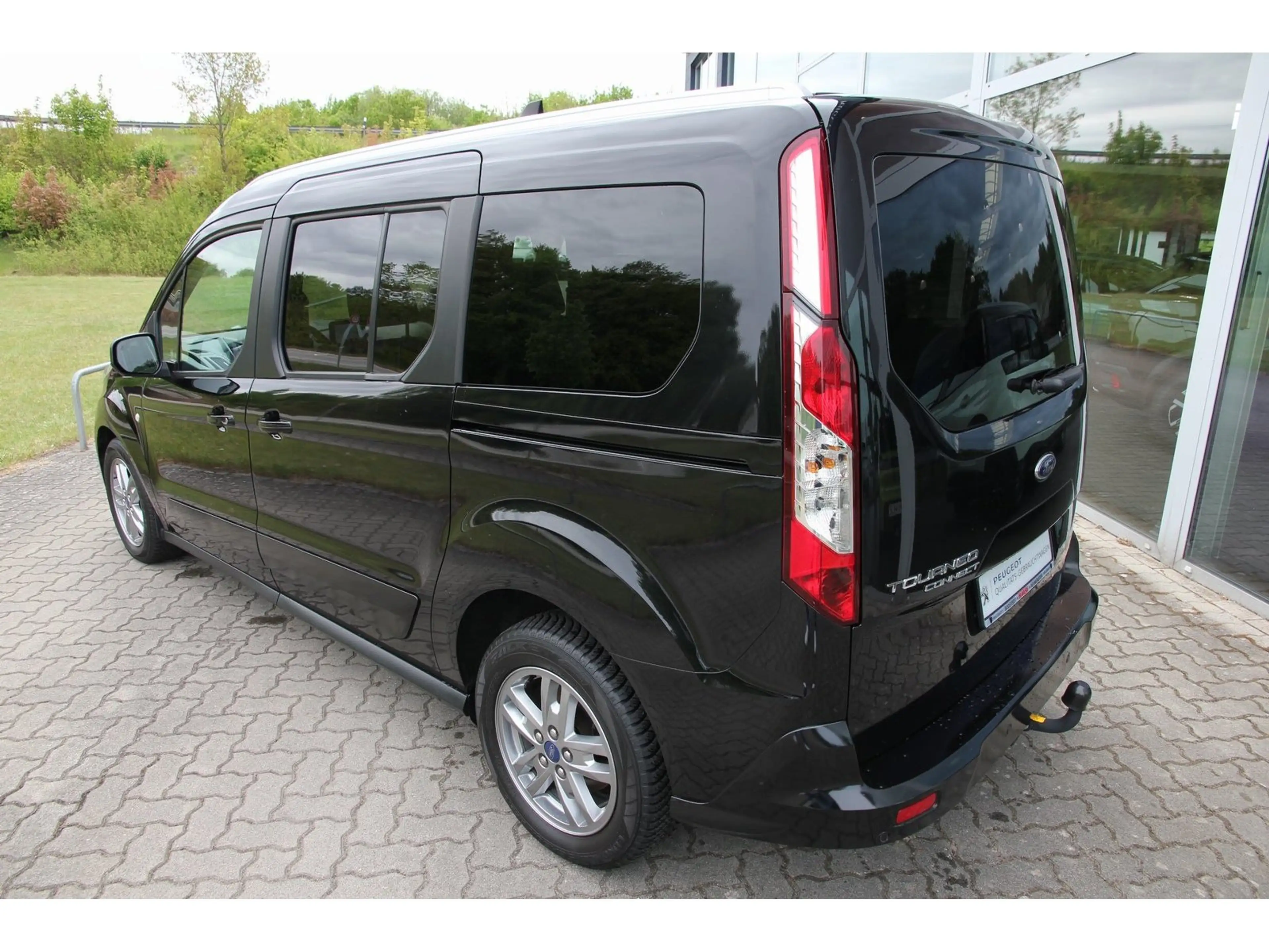 Ford Grand Tourneo Connect Titanium Pano 7-S. AHK — photo 4