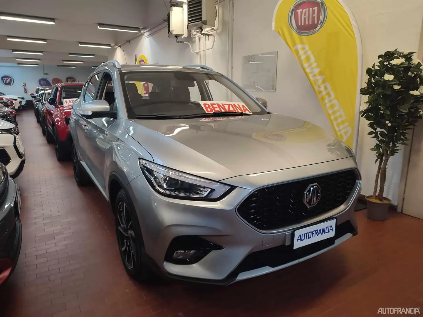 MG ZS - 1.5 106CV LUXURY Gris - 2