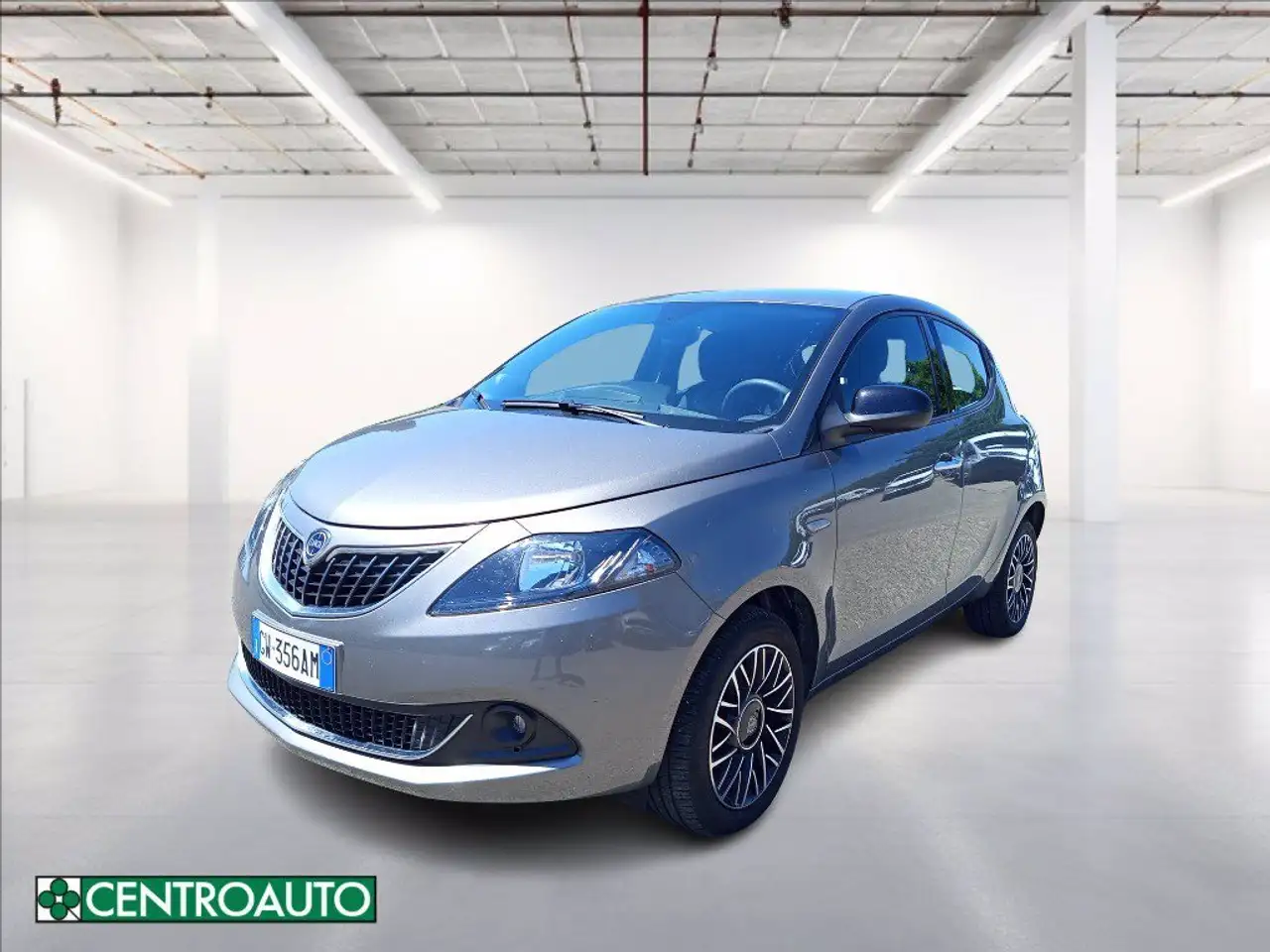 Lancia Ypsilon 2024