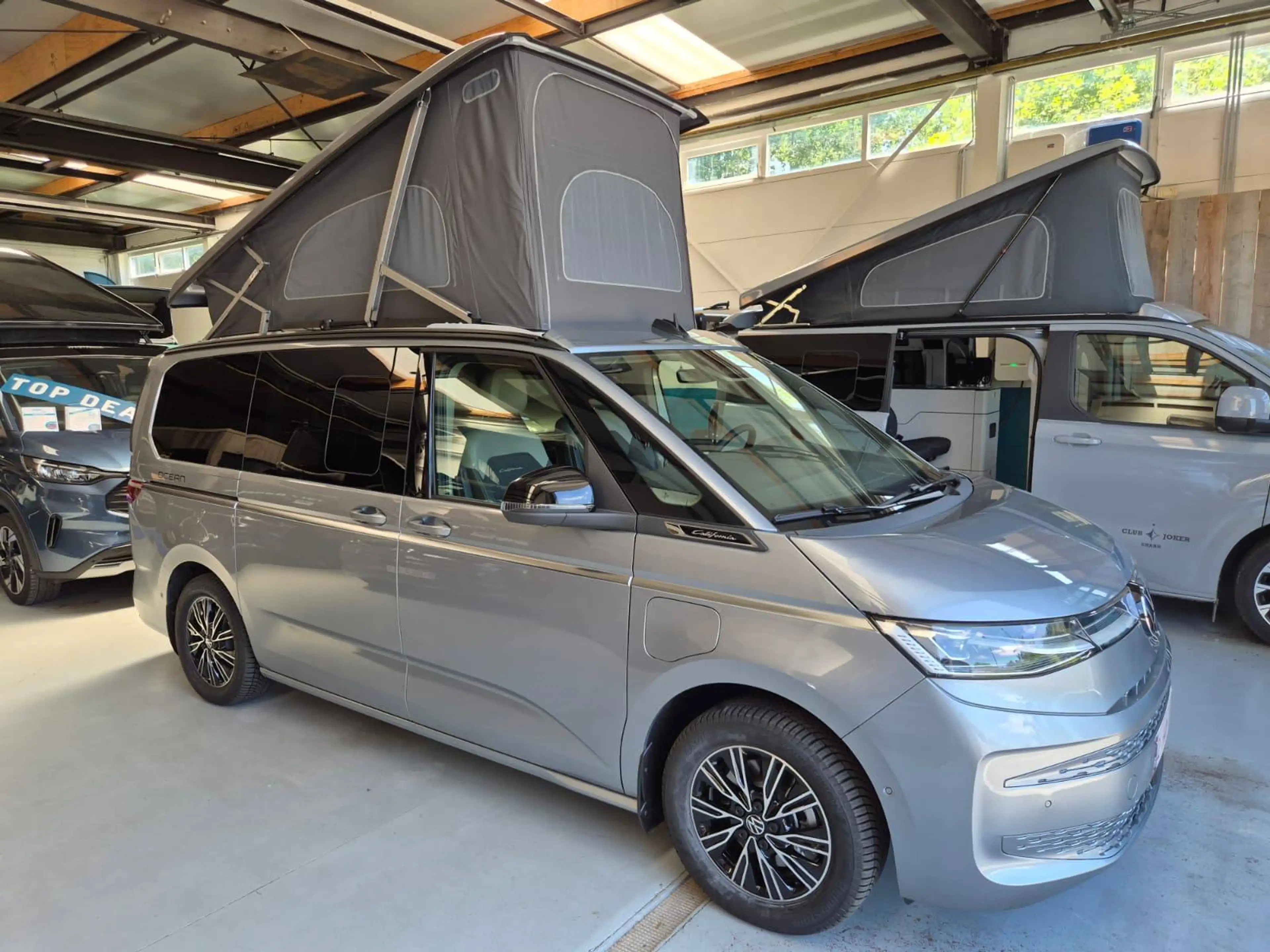 Volkswagen T7 California OCEAN eHybrid/Benzine — photo 2
