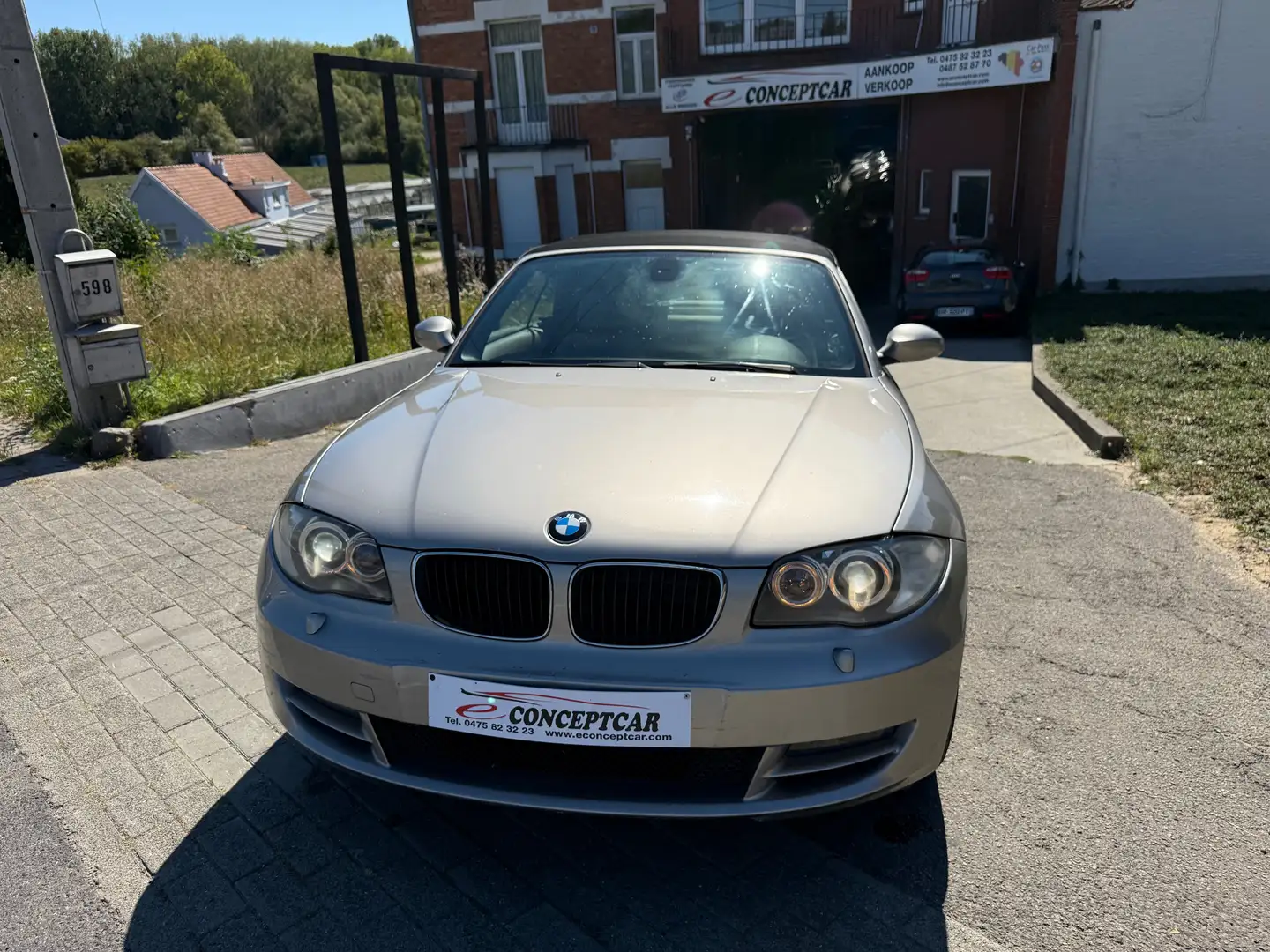 BMW 118 CABRIOLET Bronze - 2