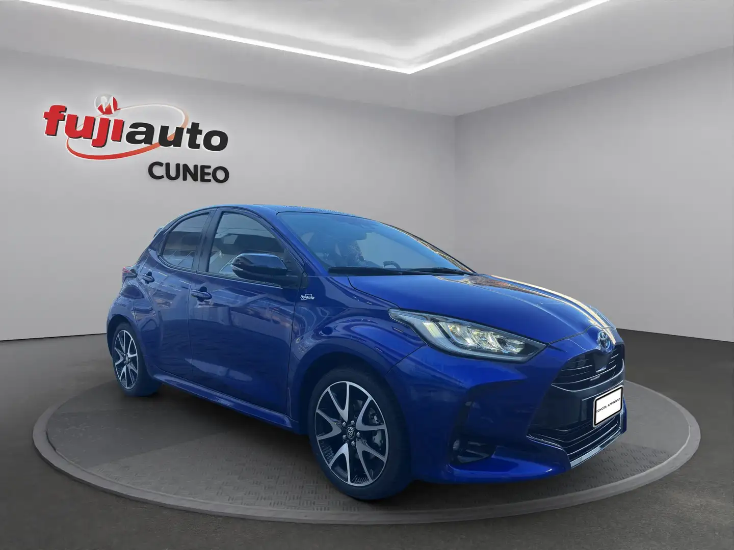 Toyota Yaris Yaris 1.5h Lounge Blu/Azzurro - 2