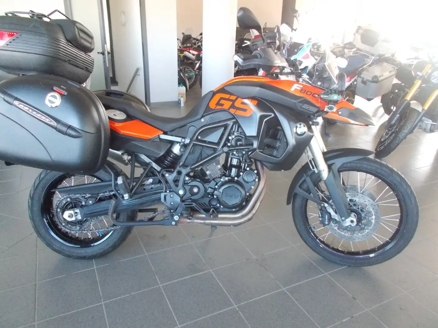 BMW F 800 GS . Oranžová - 2
