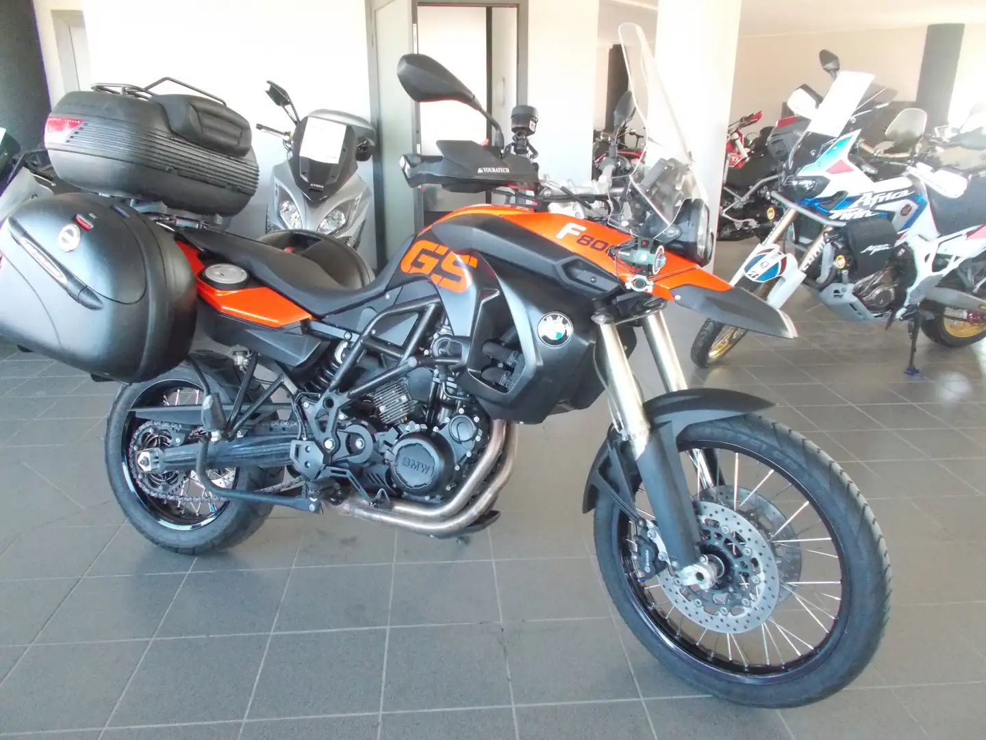 BMW F 800 GS . Oranžová - 1