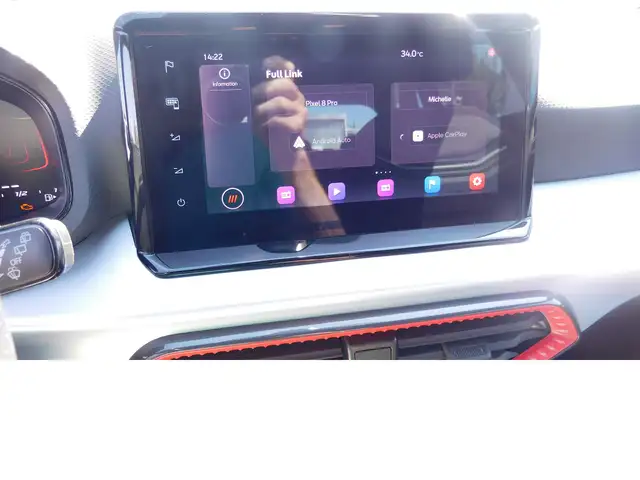 SEAT Arona view 5