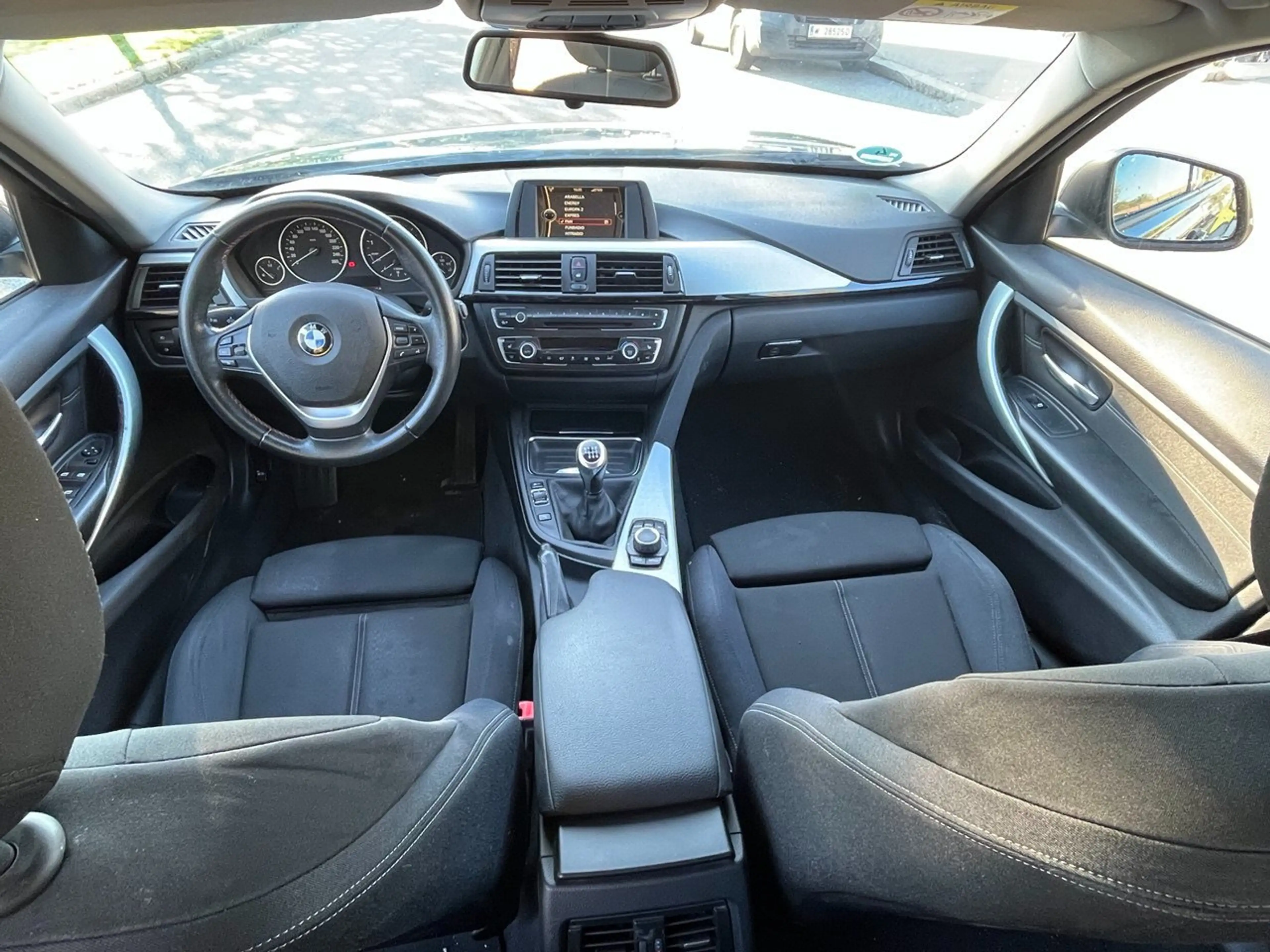 BMW 316 316 i Benzin Sport 100 KW 136 PS — photo 4