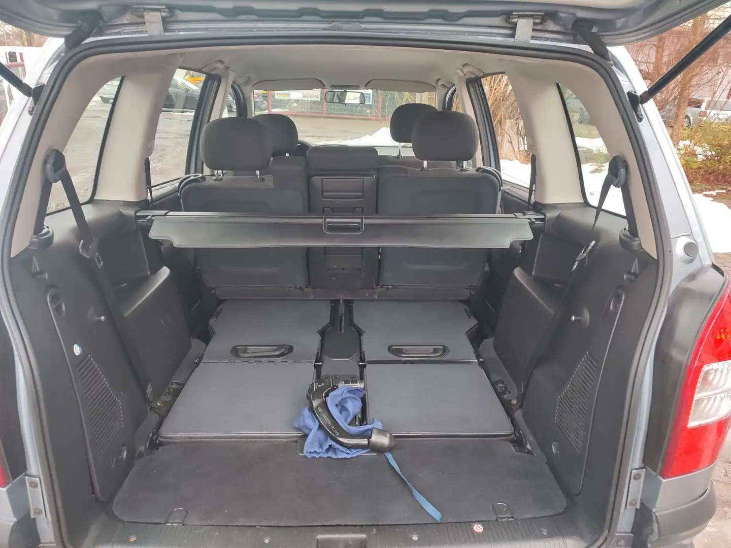 Opel Zafira 1.6 CNG,Erdgas,Edition,7 sitze, anhängerk Grau - 2