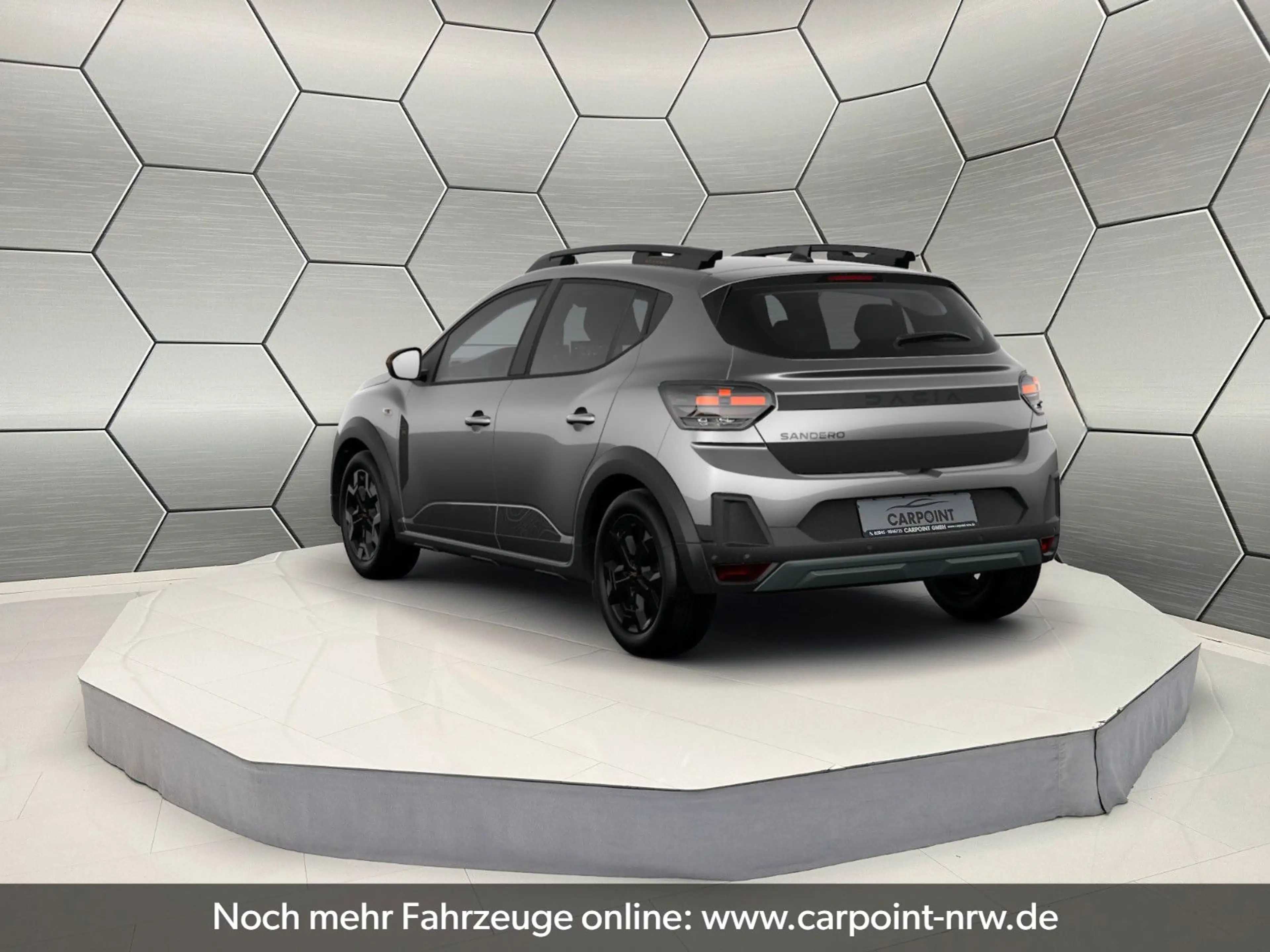 Dacia Sandero Stepway Extreme ECO-G 120 auto — photo 4