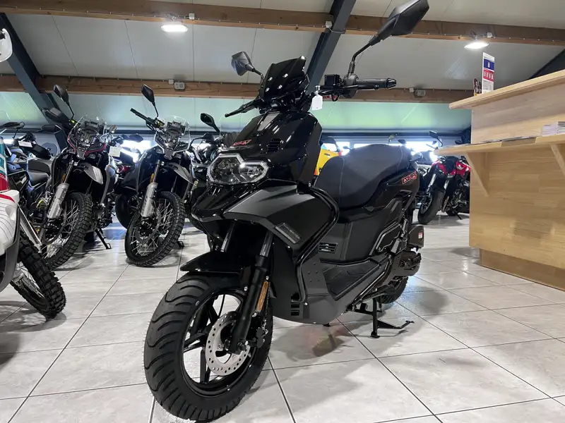 Overig TNT Motor Escape - foto 2