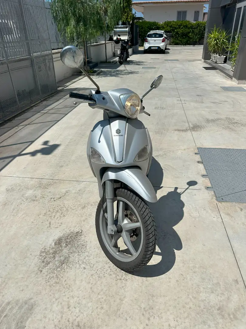 Piaggio Liberty 200 Argento - 2