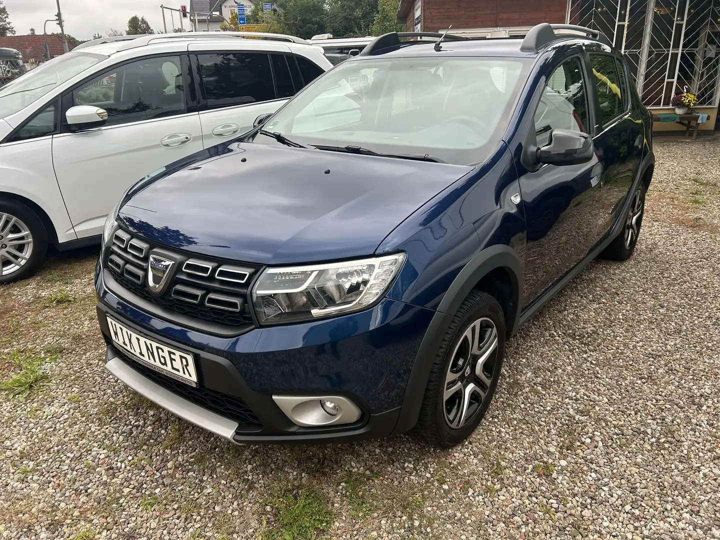 Dacia Sandero Stepway Celebration * Navi * Klima * TüV neu Blau - 1
