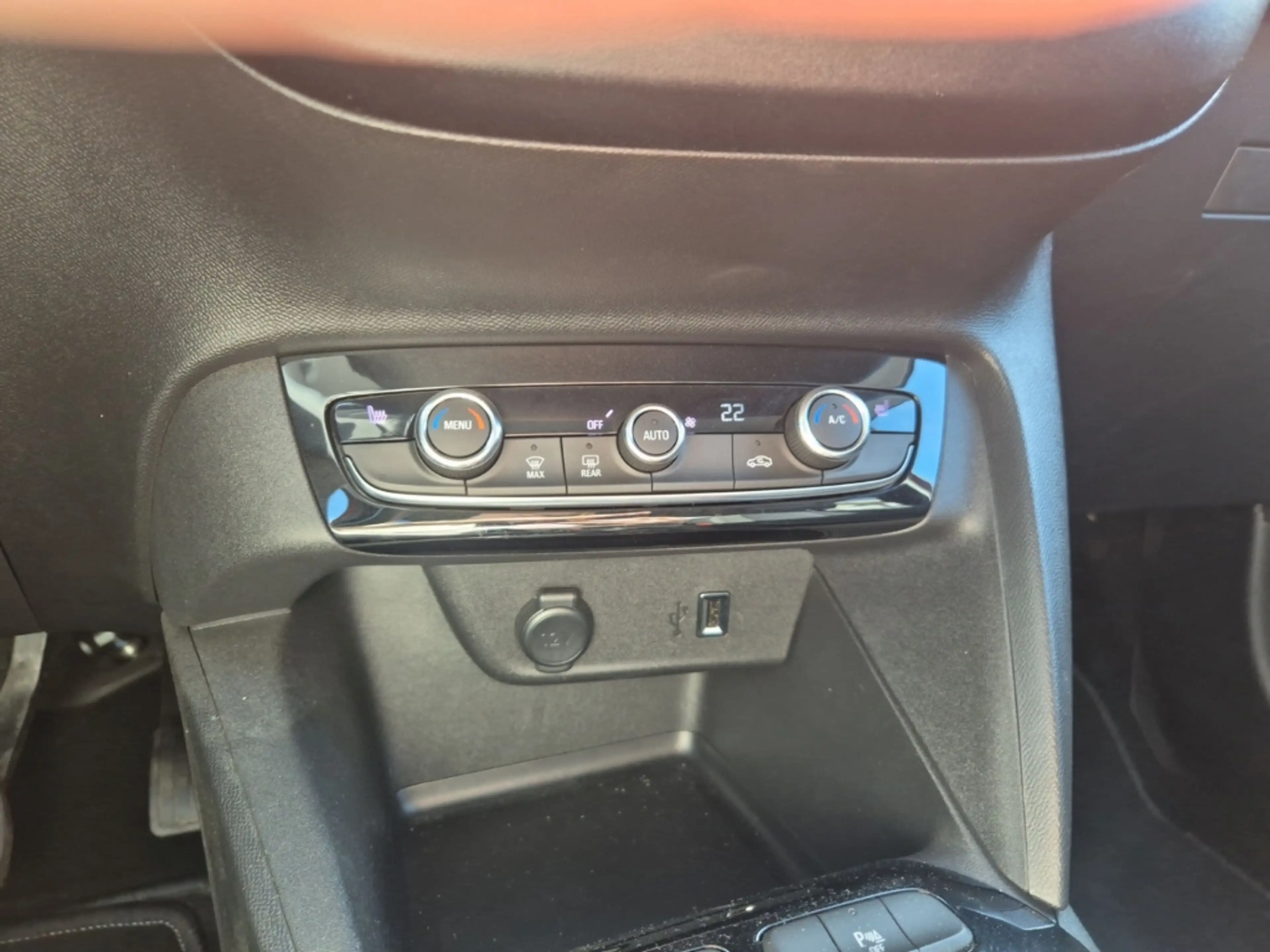 Opel Corsa-e Elegance,LED,Navi,TWW,Kamera,SHZ,Allw. — photo 15