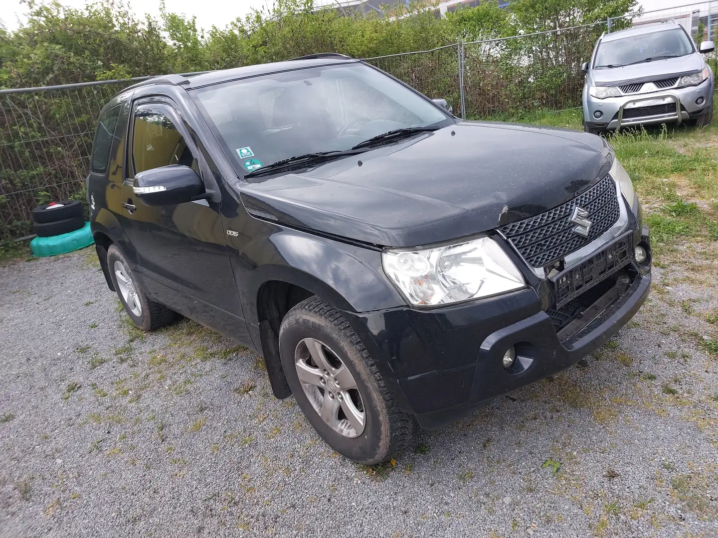 Suzuki Grand Vitara 1.9 DDiS Comfort DPF Allrad Gris - 1