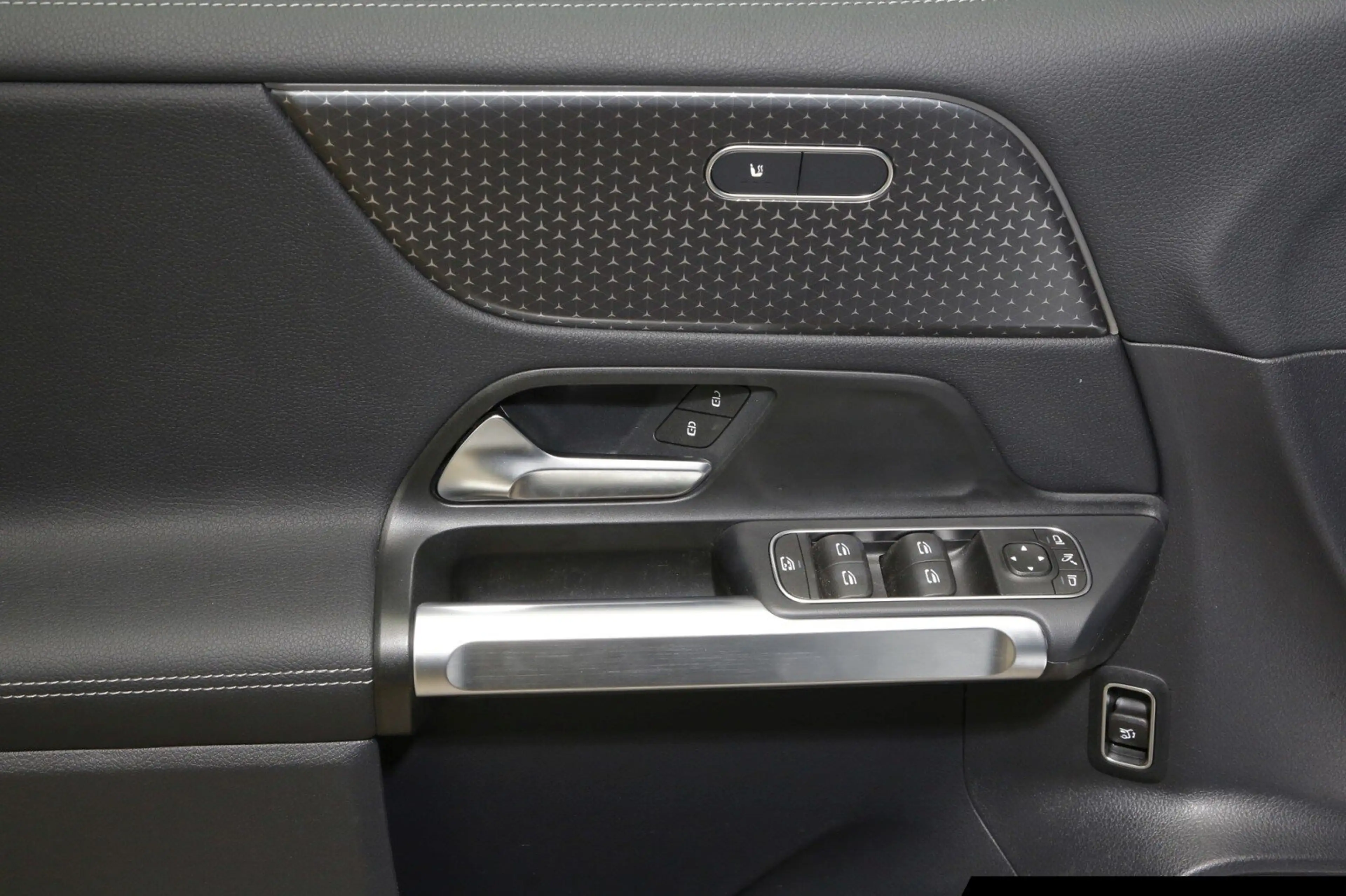 Mercedes-Benz EQB 250 EQB 250+ Progressive/LED/Totw./Winter-P/Rü.-Kam. — photo 14