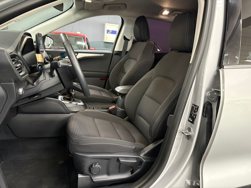 Ford Kuga 1.5 EcoBoost Titanium/ NL auto/ Vaste trekhaak/ Se — photo 9