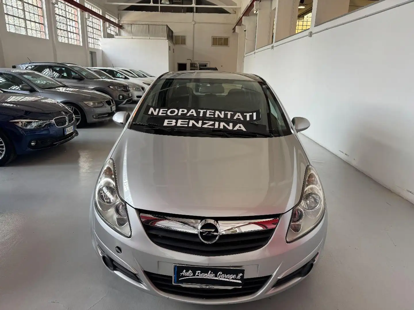 Opel Corsa 1.2 16V 5 porte Cosmo Gris - 2