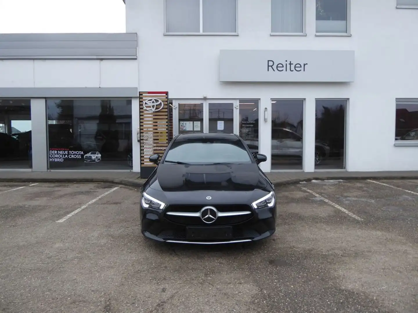 Mercedes-Benz CLA 180 d Aut. *LED*KAMERA*T-LEDER* Schwarz - 1
