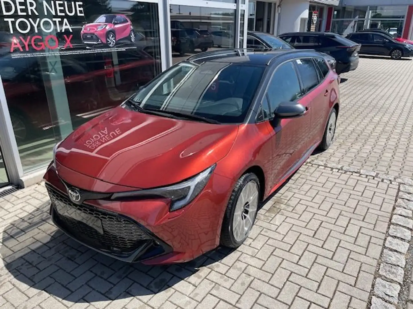 Toyota Corolla 2.0 Hybrid Touring Sports GR Sport Naranja - 1