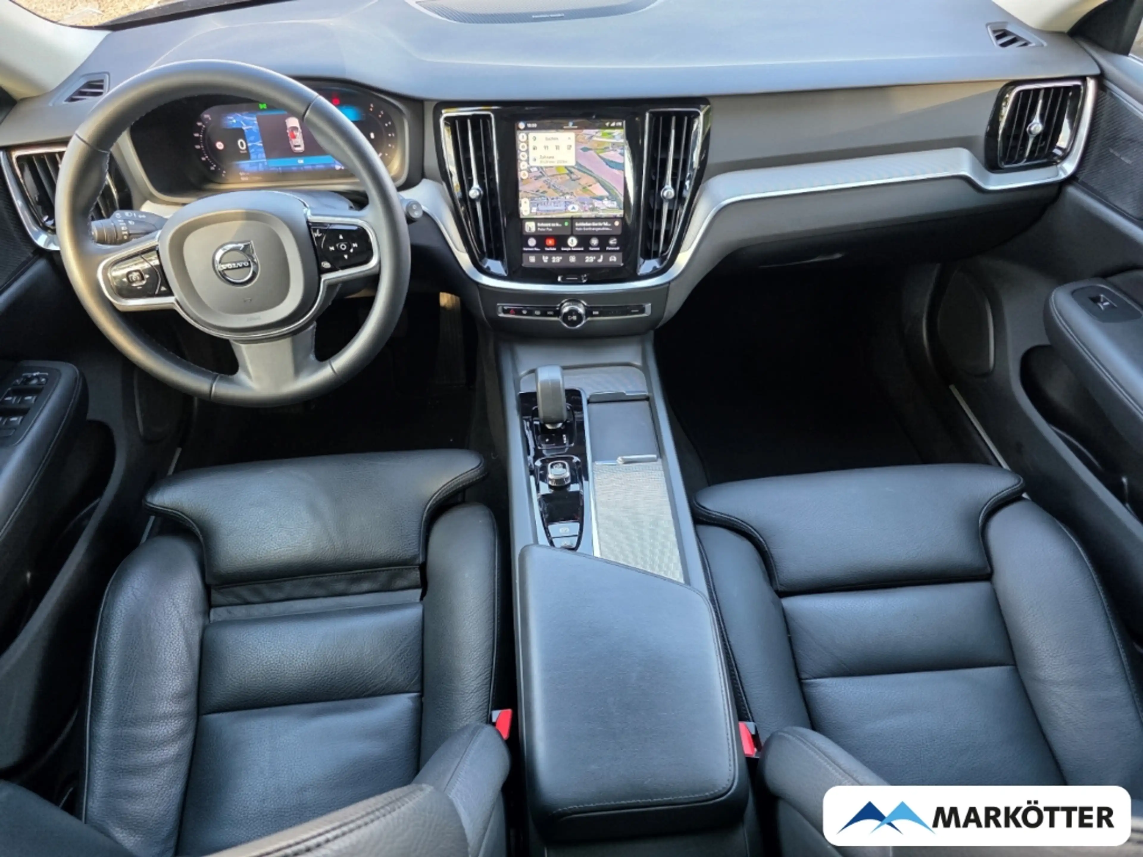 Volvo V60 Cross Country PLUS B4 AWD ACC/AHK/CAM/STHZ/PANO/SHZ/H&K — photo 9