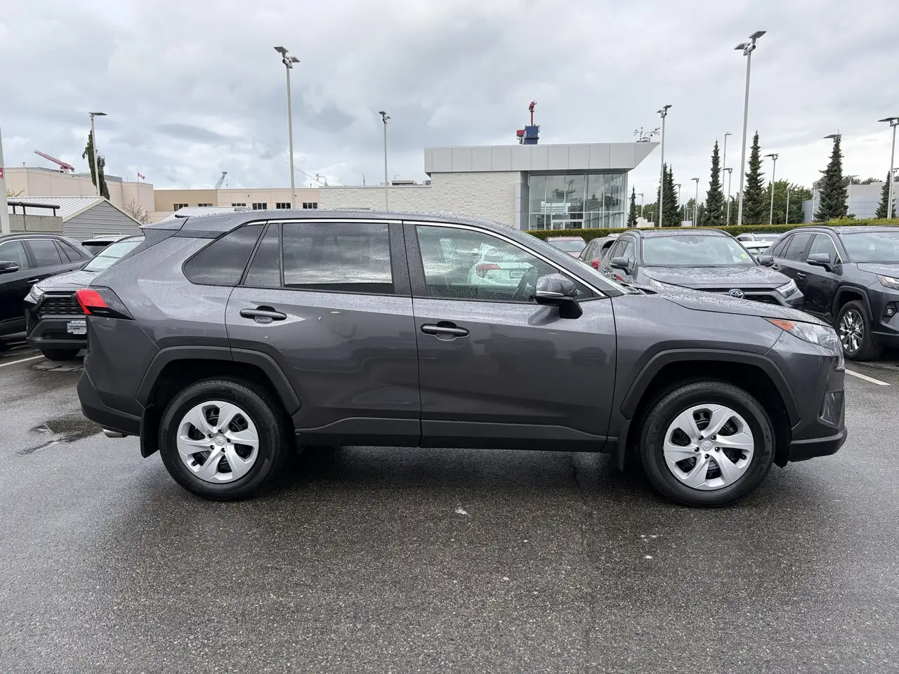 Toyota RAV 4 снимка Toyota RAV 4