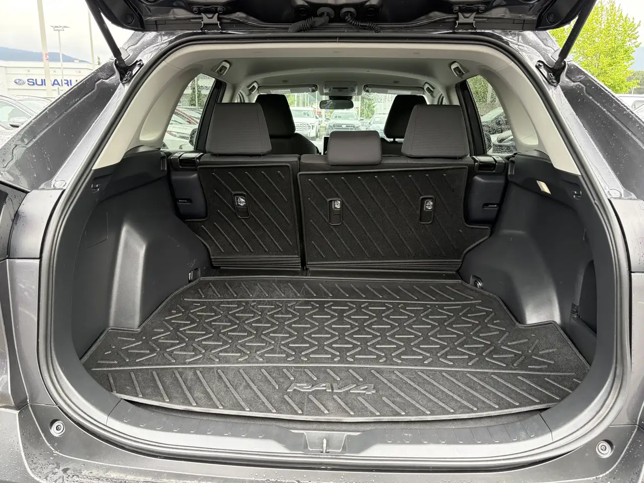 Toyota RAV 4 снимка Toyota RAV 4