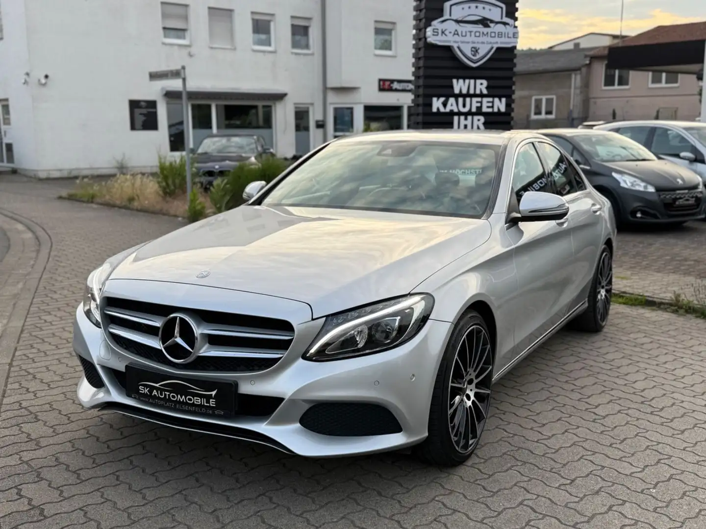 Mercedes-Benz C 250 BlueTec / d LED-KAMERA-T.LEDER-SHZG-MULTI Stříbrná - 2