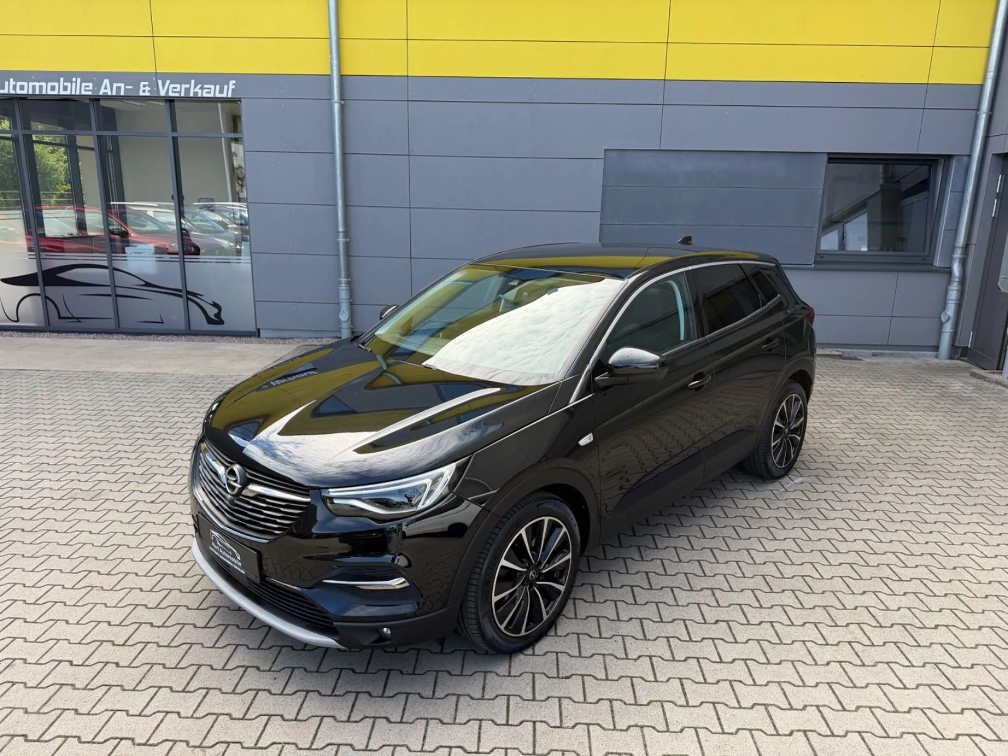 Opel Grandland X /LED/KAMERA/MEMORY/LEDER/NAVI/AUTOM