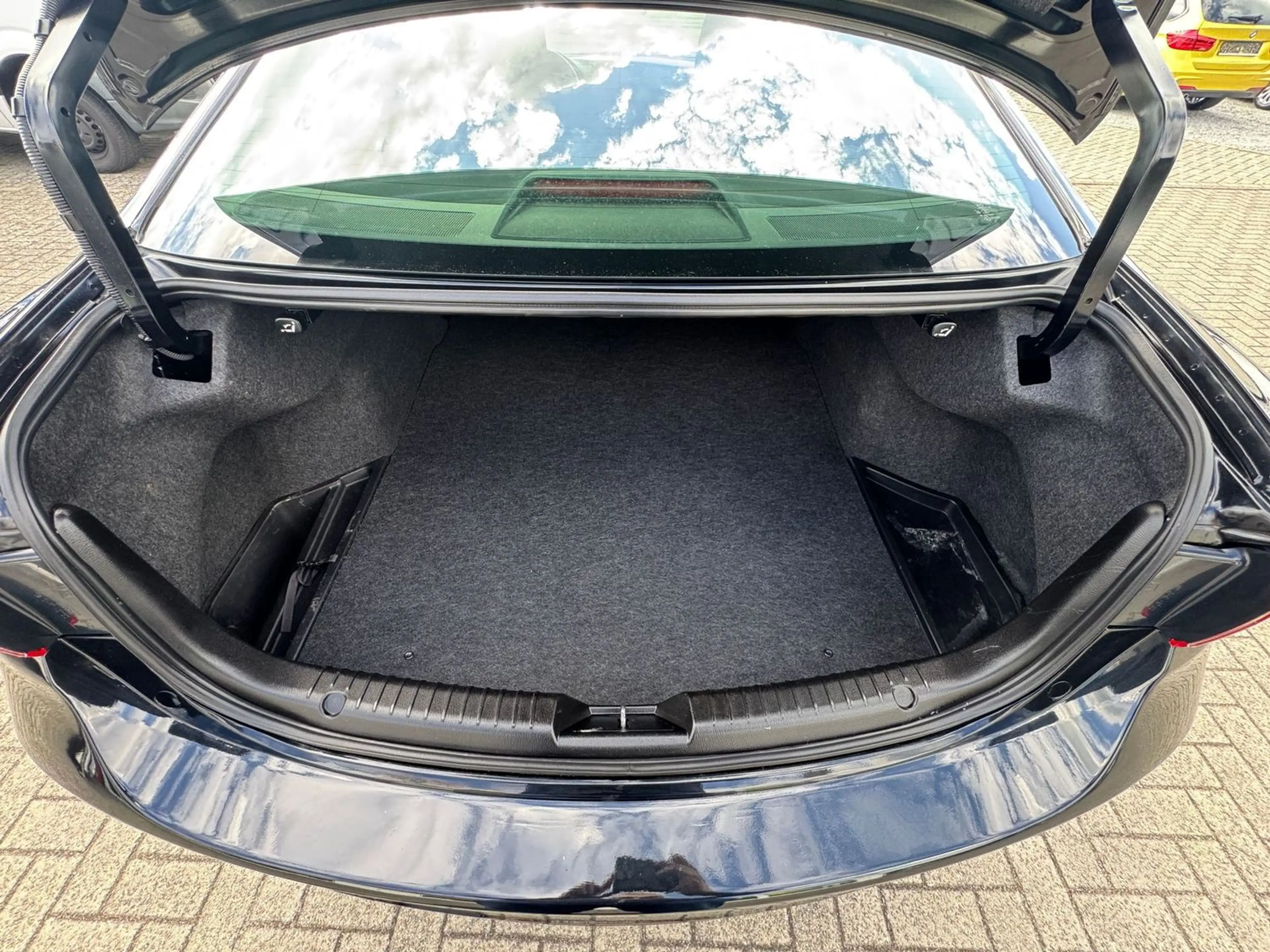 Mazda 6 Center-Line Automatik — photo 7