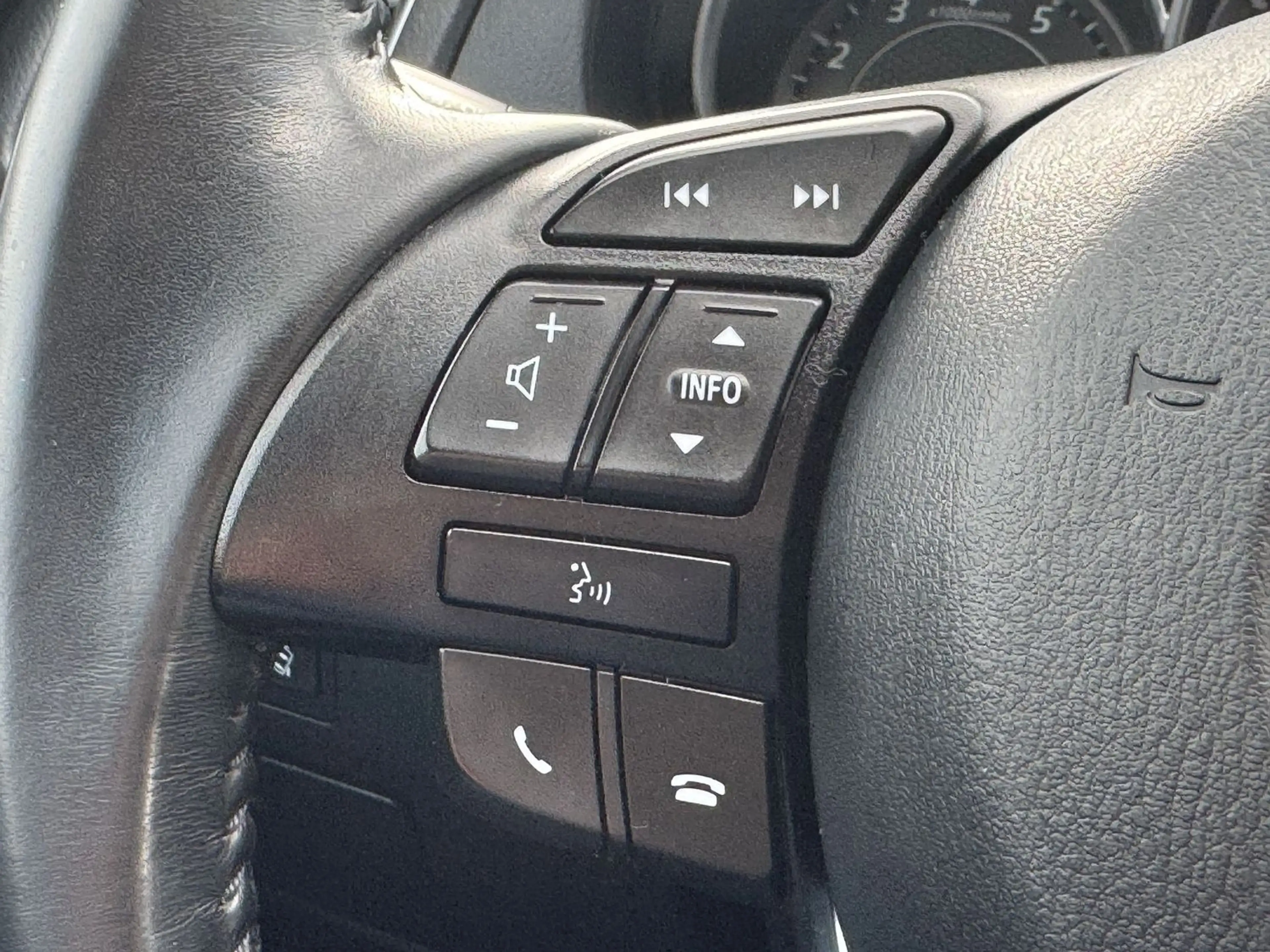 Mazda 6 Center-Line Automatik — photo 18