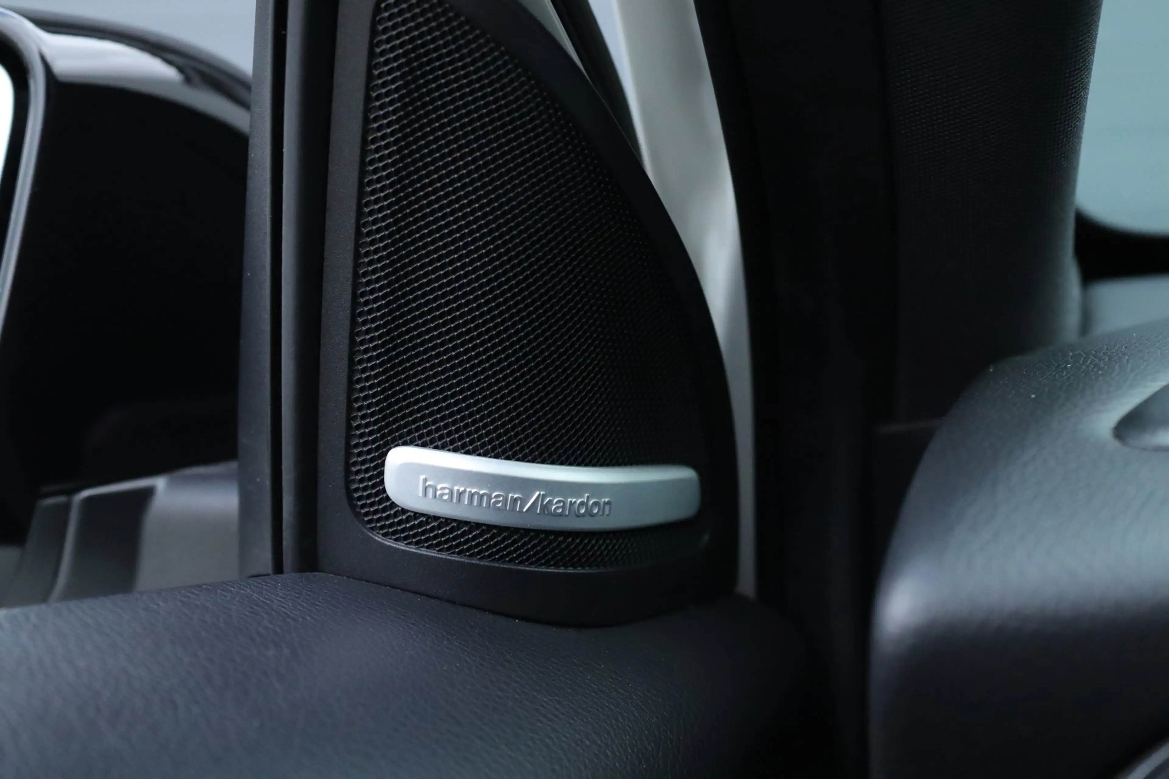Mercedes-Benz A 45 AMG 4MATIC / Schaalstoelen / Pano / Carplay — photo 22