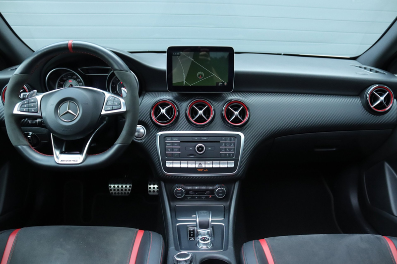Mercedes-Benz A 45 AMG 4MATIC / Schaalstoelen / Pano / Carplay — photo 13