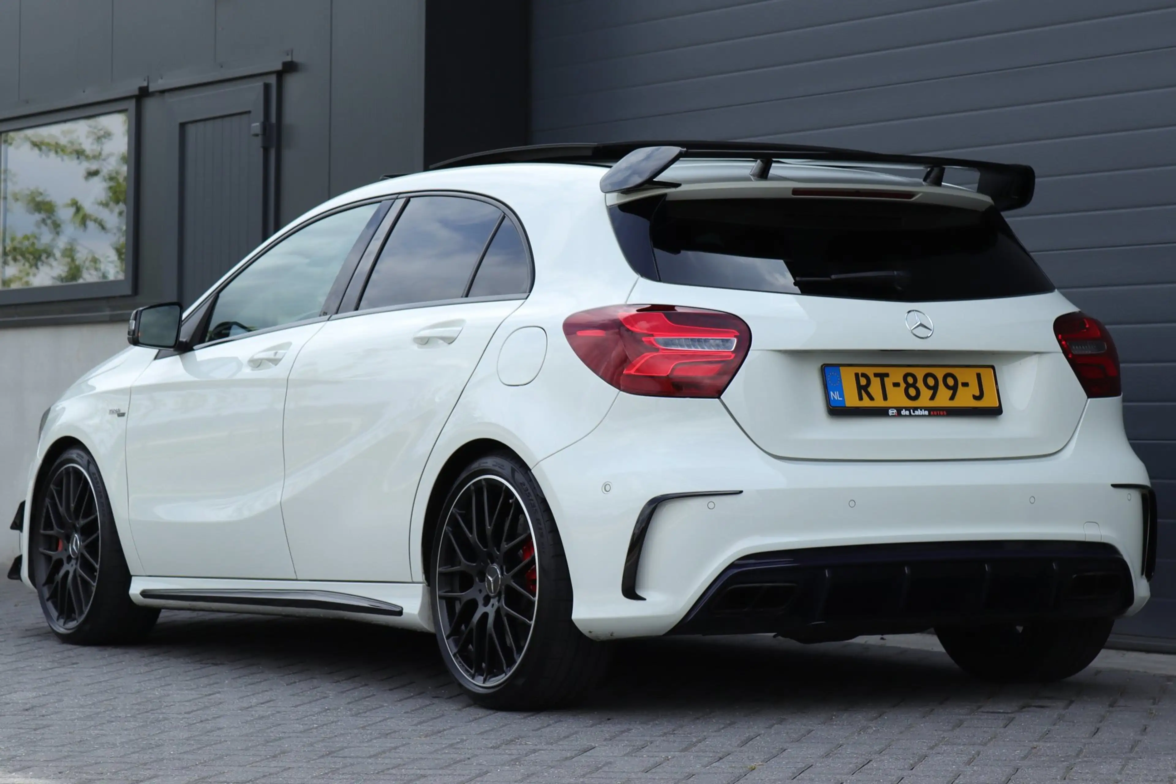 Mercedes-Benz A 45 AMG 4MATIC / Schaalstoelen / Pano / Carplay — photo 7