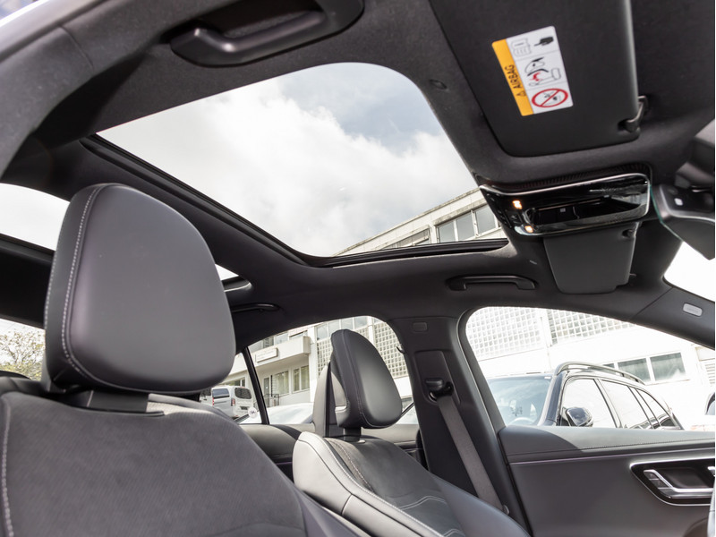 Mercedes-Benz E 220 d 4MATIC Limousine AMG-Sport+Burm+Pano+360 — photo 10