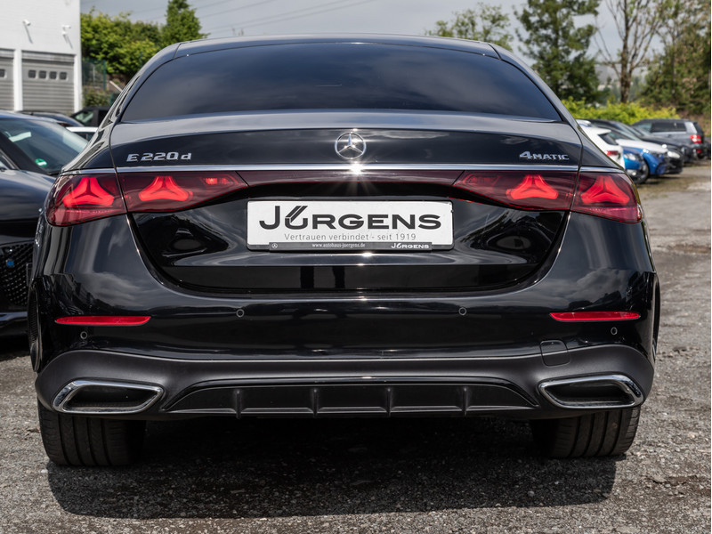 Mercedes-Benz E 220 d 4MATIC Limousine AMG-Sport+Burm+Pano+360 — photo 5