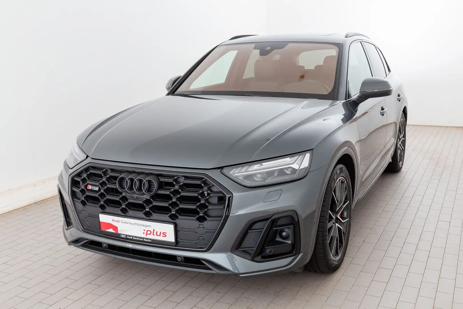 Audi SQ5 TDI tiptr: PANO HUD AHK AIR MATRIX ACC NAVI Grau - 2