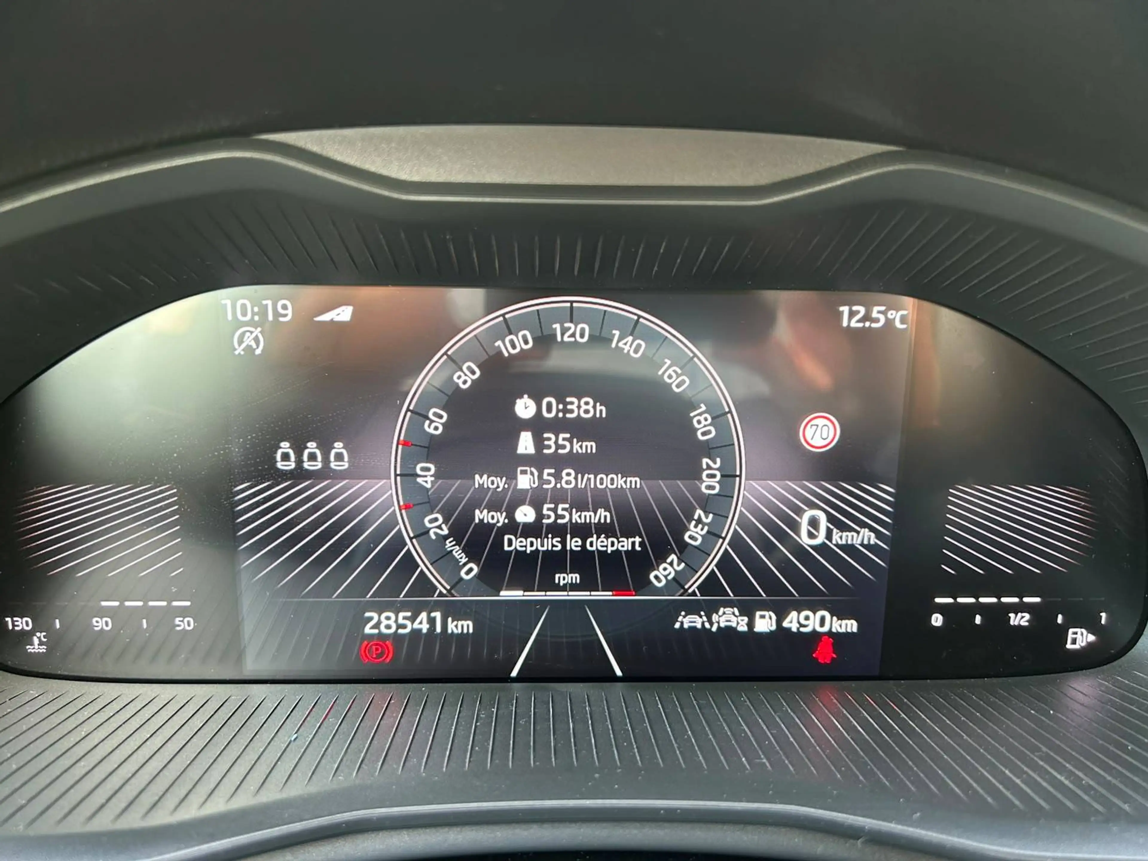 Skoda Kamiq Kamiq 1.0TSI - CarPlay - Attache remorque - GARANTIE — photo 13