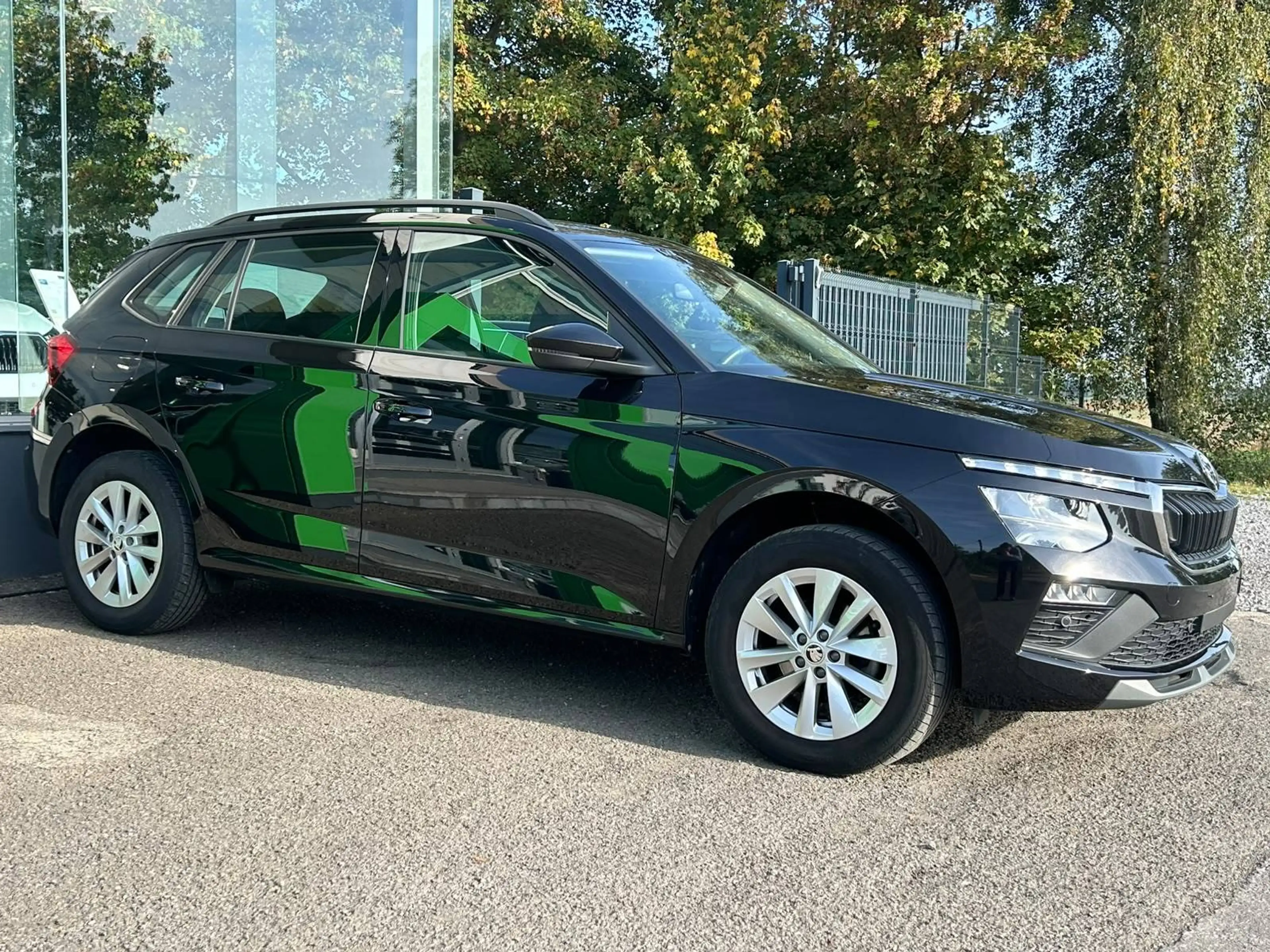 Skoda Kamiq Kamiq 1.0TSI - CarPlay - Attache remorque - GARANTIE — photo 4