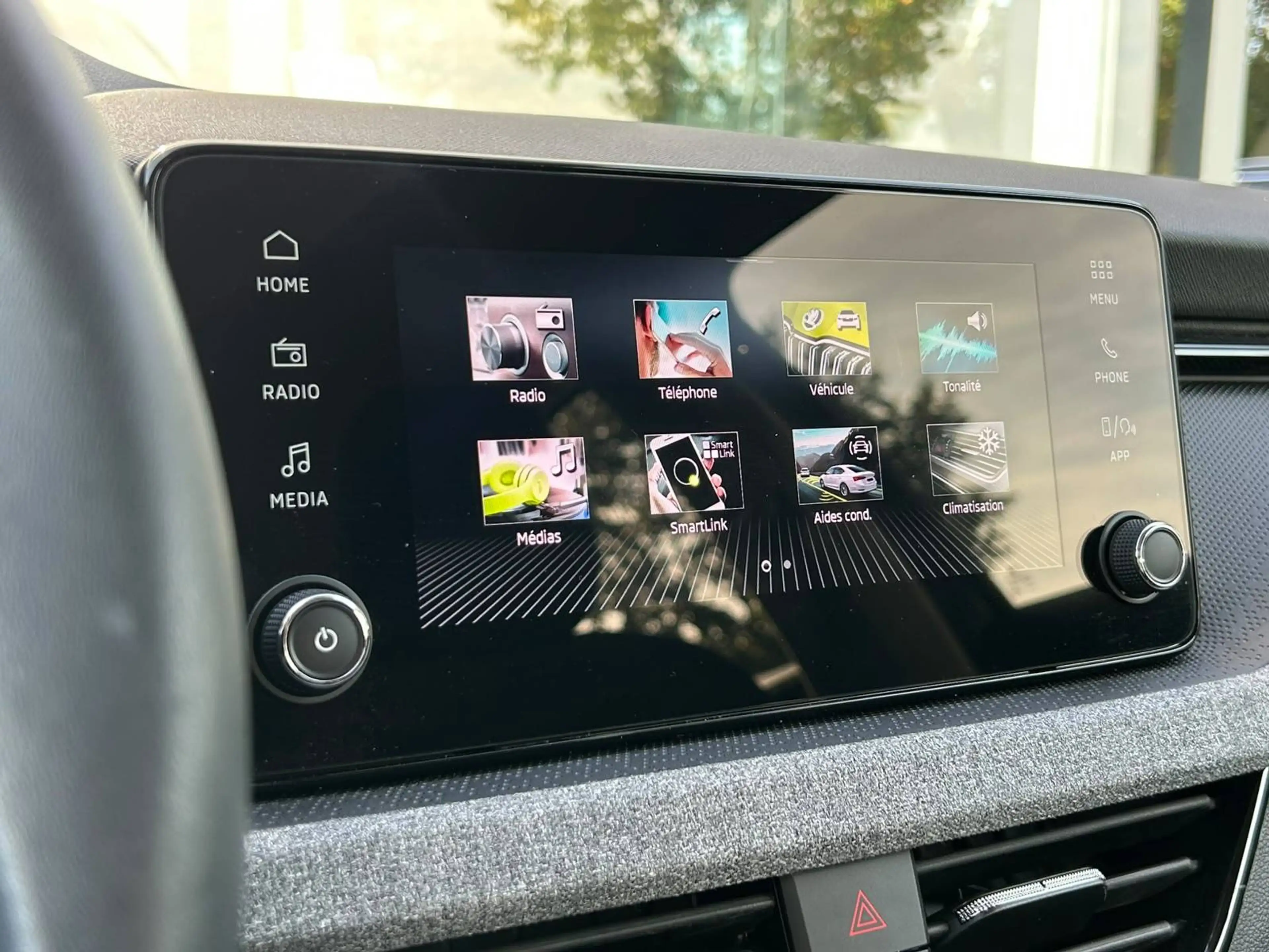 Skoda Kamiq Kamiq 1.0TSI - CarPlay - Attache remorque - GARANTIE — photo 15