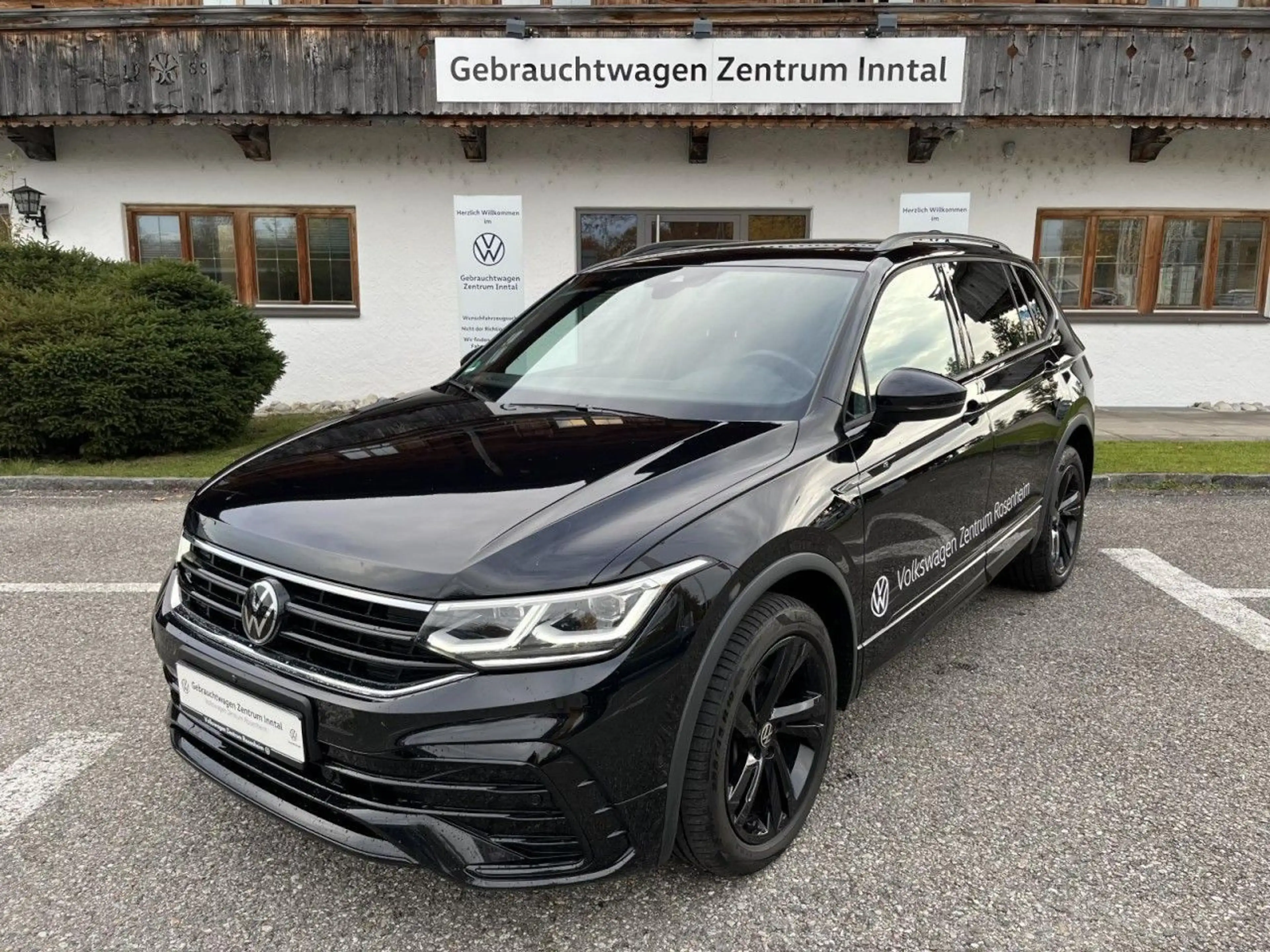 Volkswagen Tiguan Allspace 2,0 TDI DSG 4Motion R-Line Black — photo 3