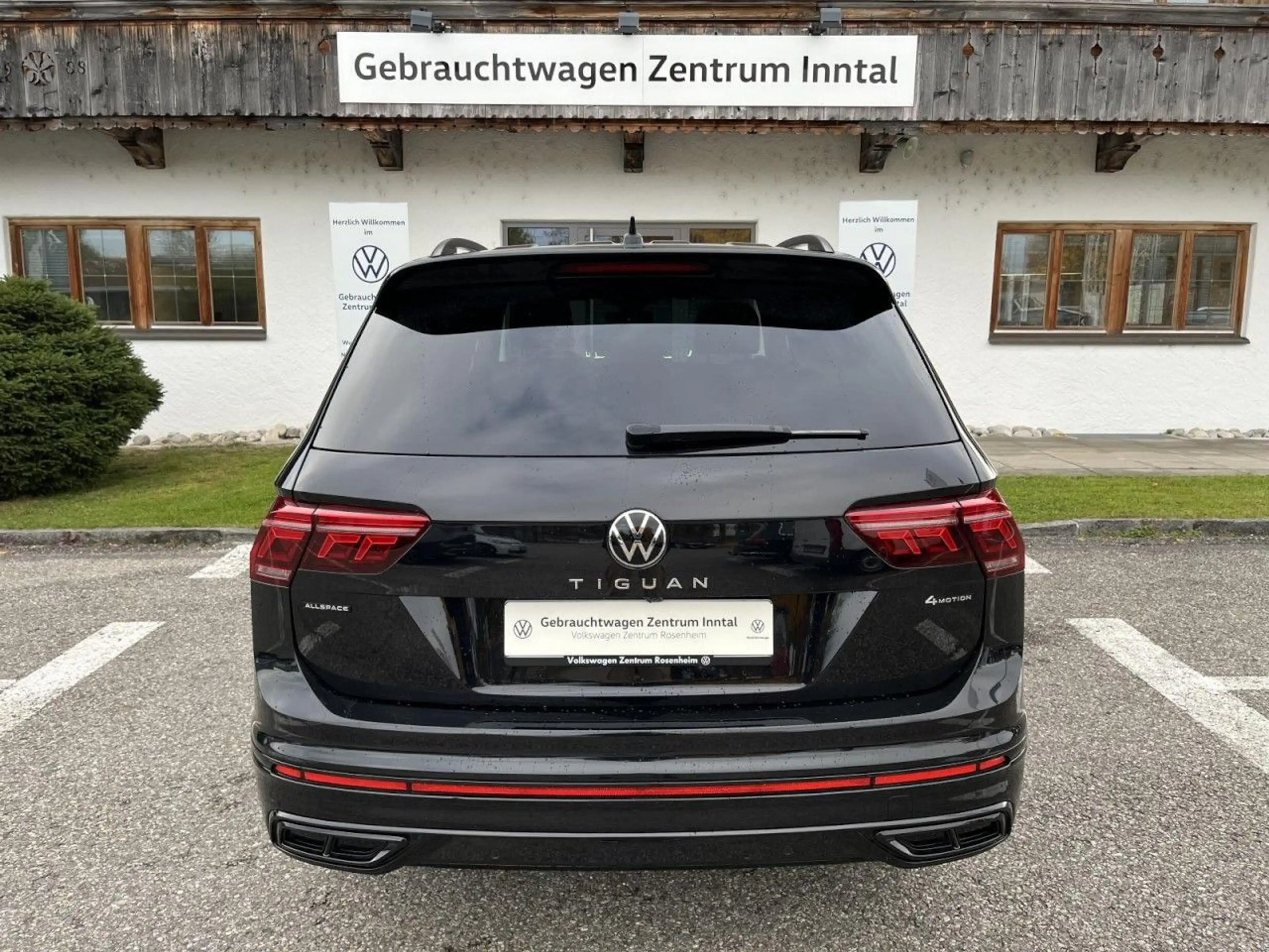 Volkswagen Tiguan Allspace 2,0 TDI DSG 4Motion R-Line Black — photo 5