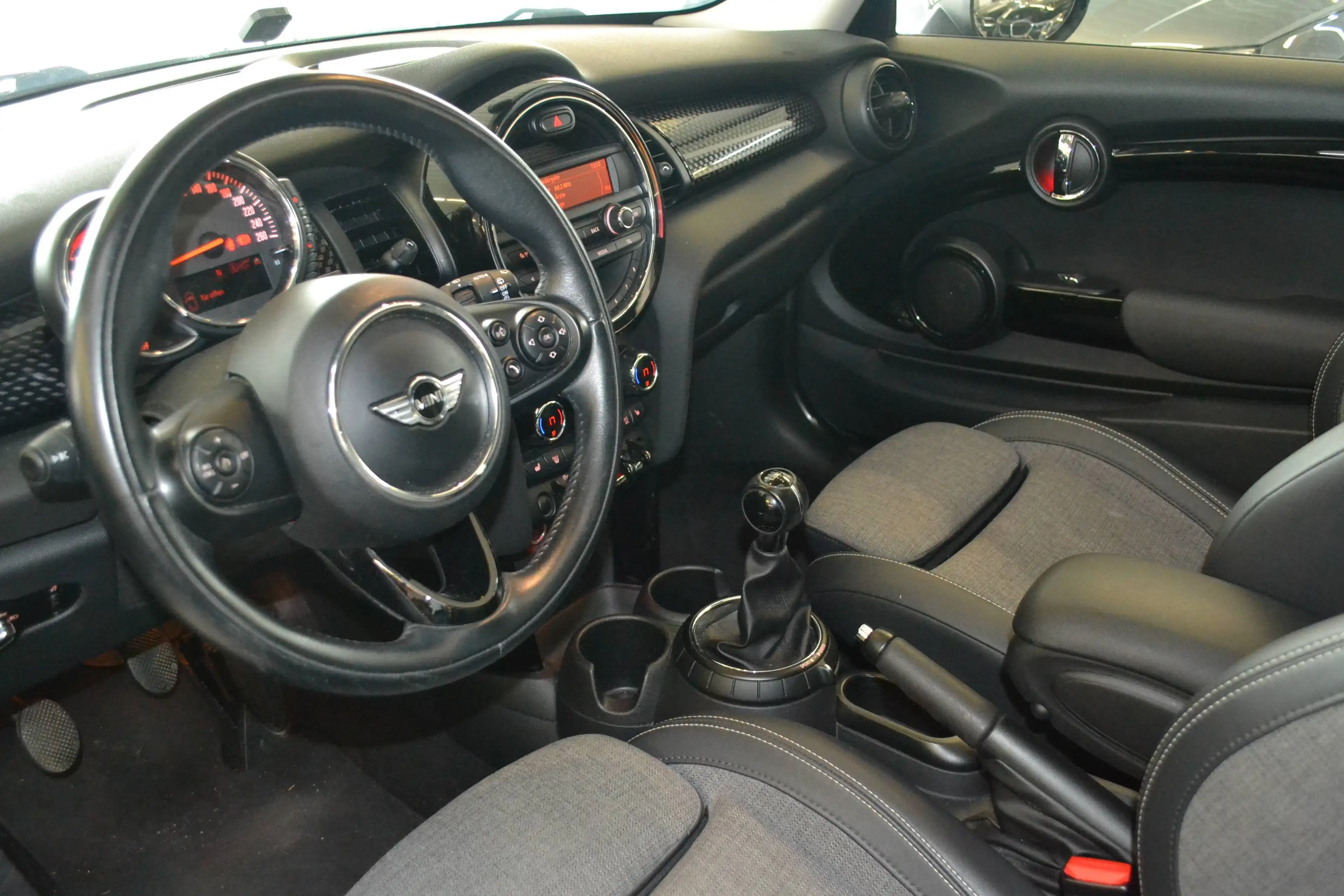 MINI Cooper S Cooper S *PANORAMA*LED*T-LEDER+2.HAND* — photo 10