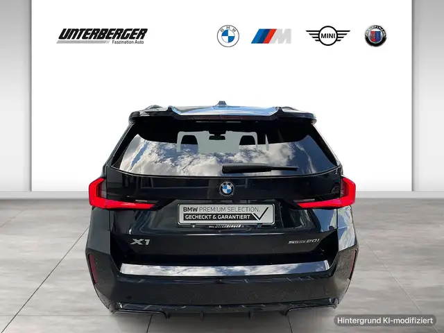 BMW X1 view 5