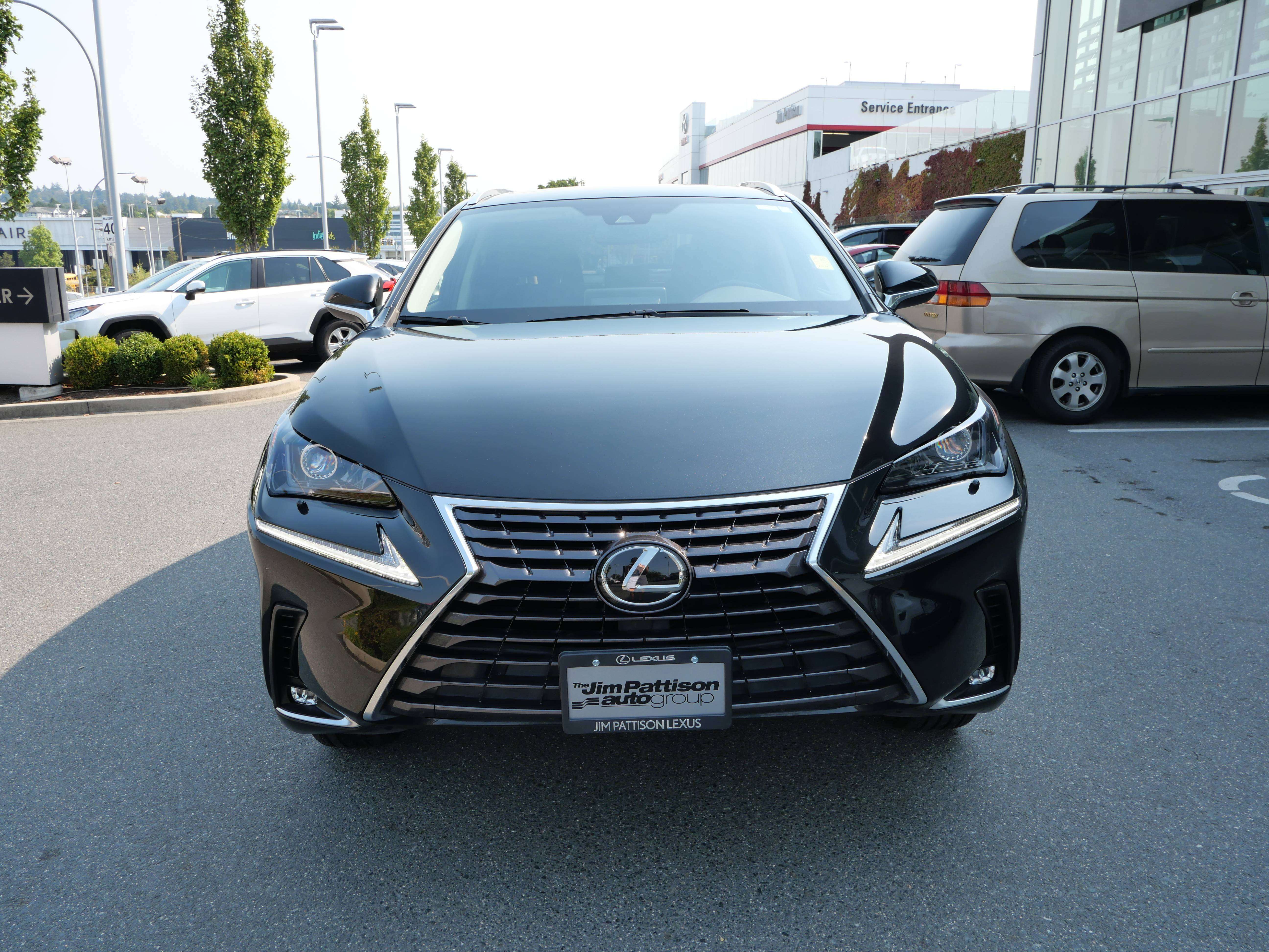 2021 Lexus NX 300 AWD | Premium Package | No Accident | 1 Owner — снимка 1