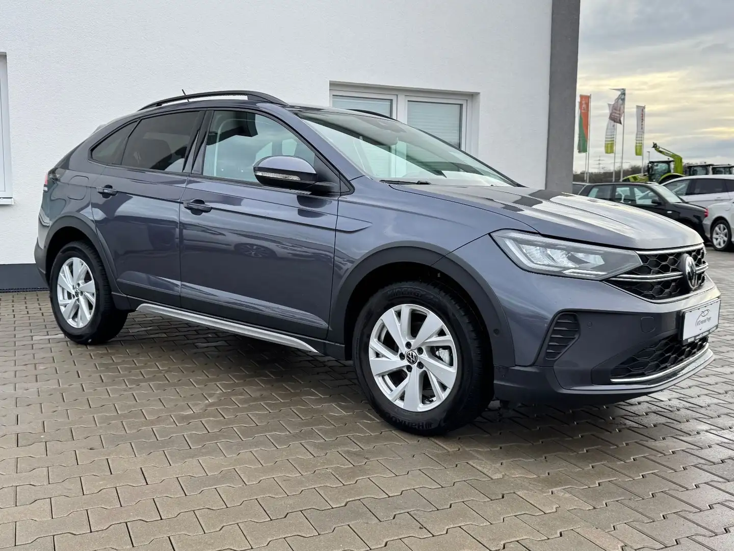 Volkswagen Taigo Life Garantie bis 19.06.2030 Grau - 2