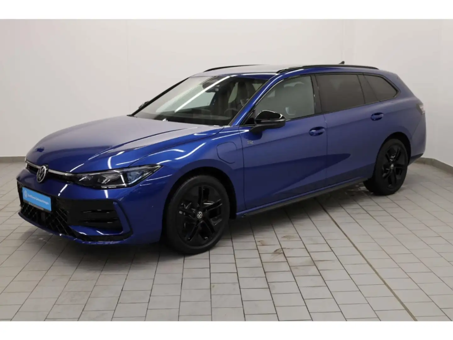 Volkswagen Passat 1.5 TSI eHybrid R-Line Black Style DSG Blau - 2